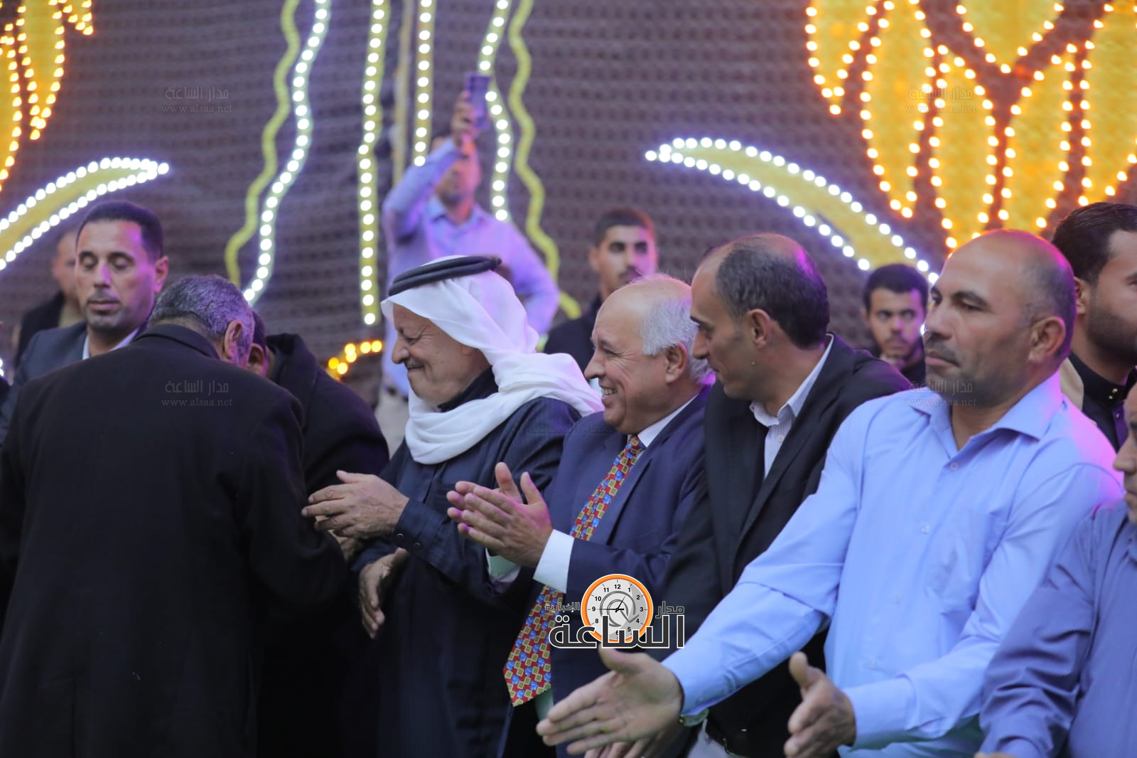 Madar Al-Saa Images 0.7082116763276944