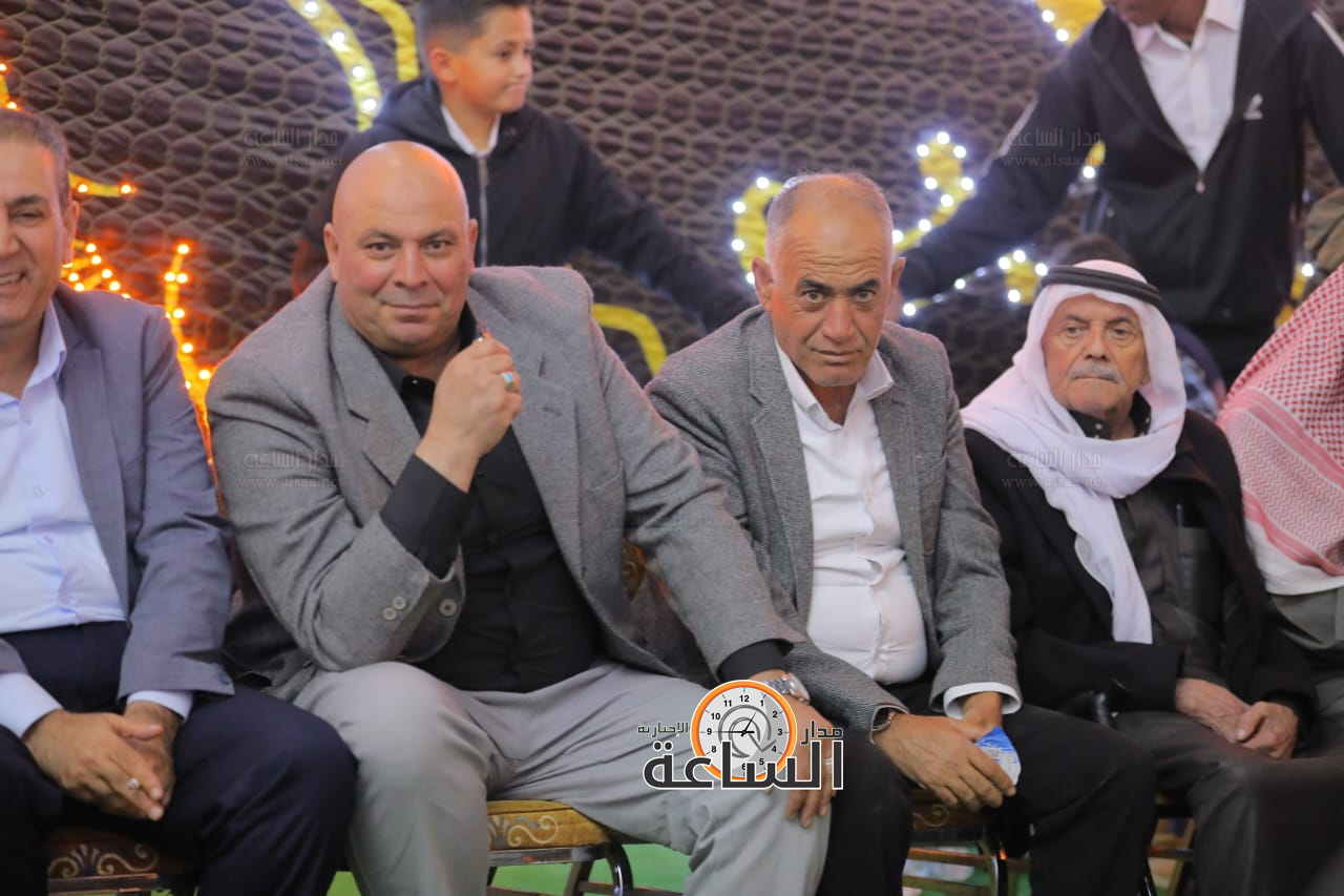 Madar Al-Saa Images 0.4835466451286312