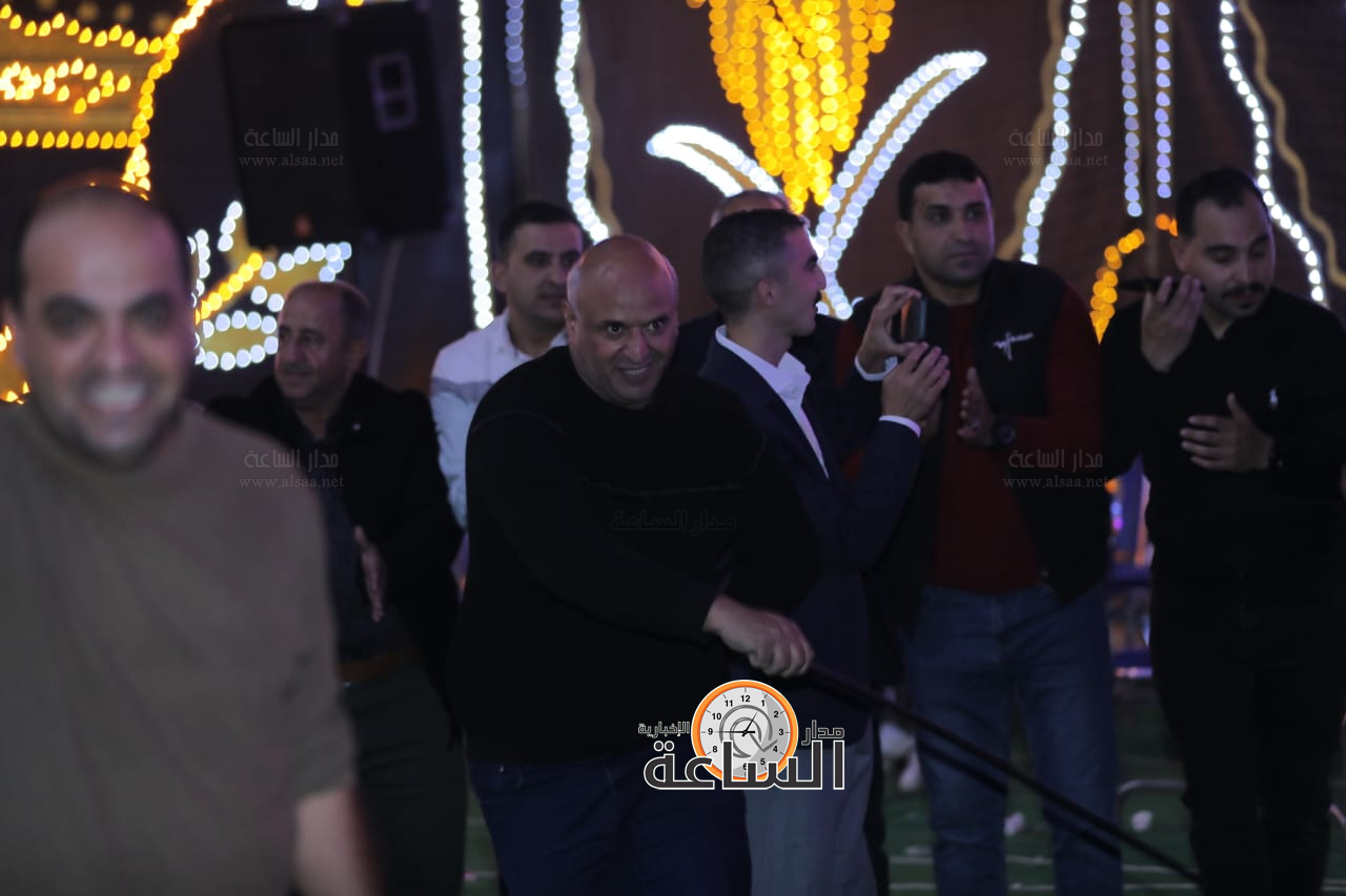 Madar Al-Saa Images 0.8845435825243744