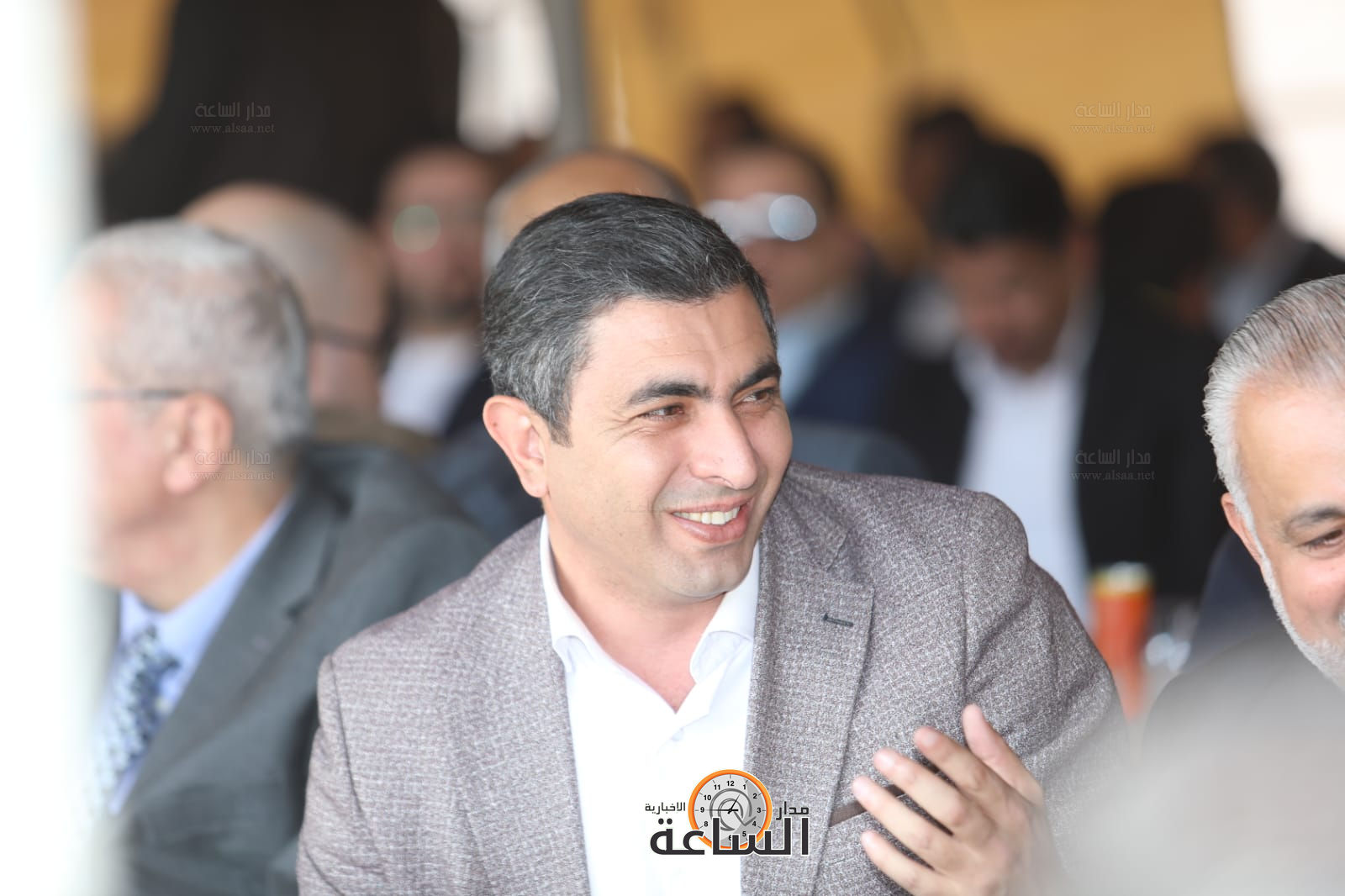 Madar Al-Saa Images 0.738408115125271