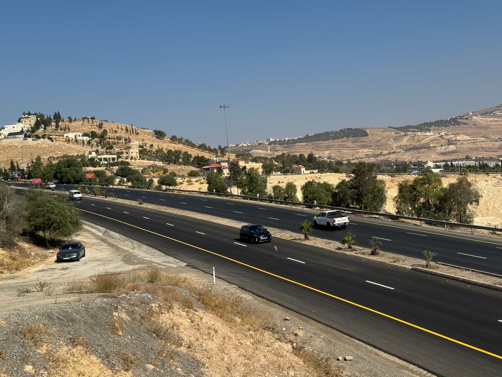 Madar Al-Saa Images 0.062049342852235734