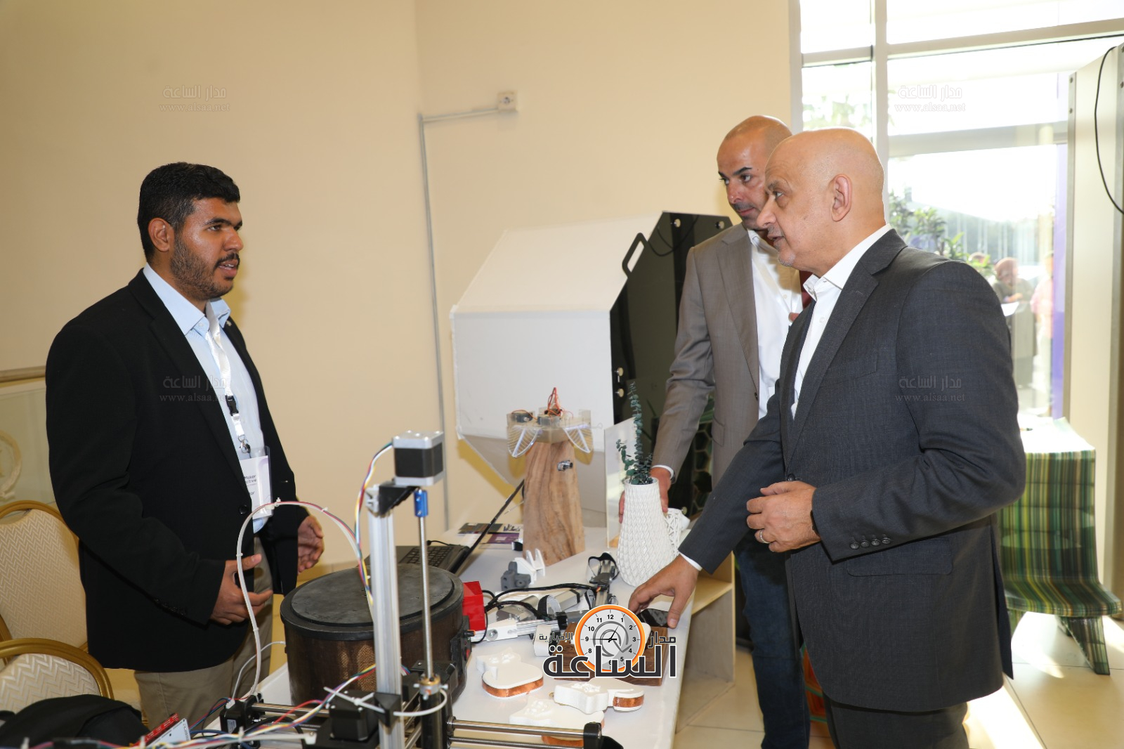 Madar Al-Saa Images 0.9323419492369087