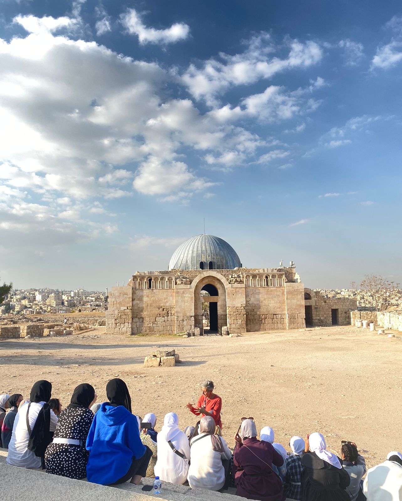 Madar Al-Saa Images 0.18662746872997782