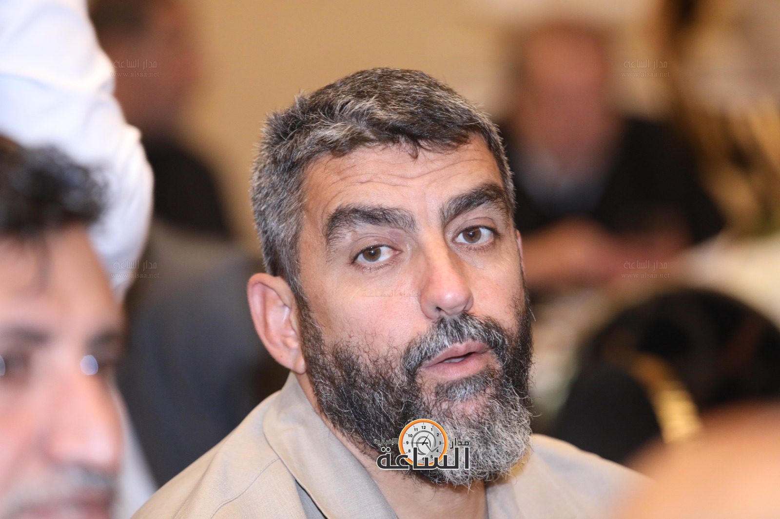 Madar Al-Saa Images 0.5573445928568797