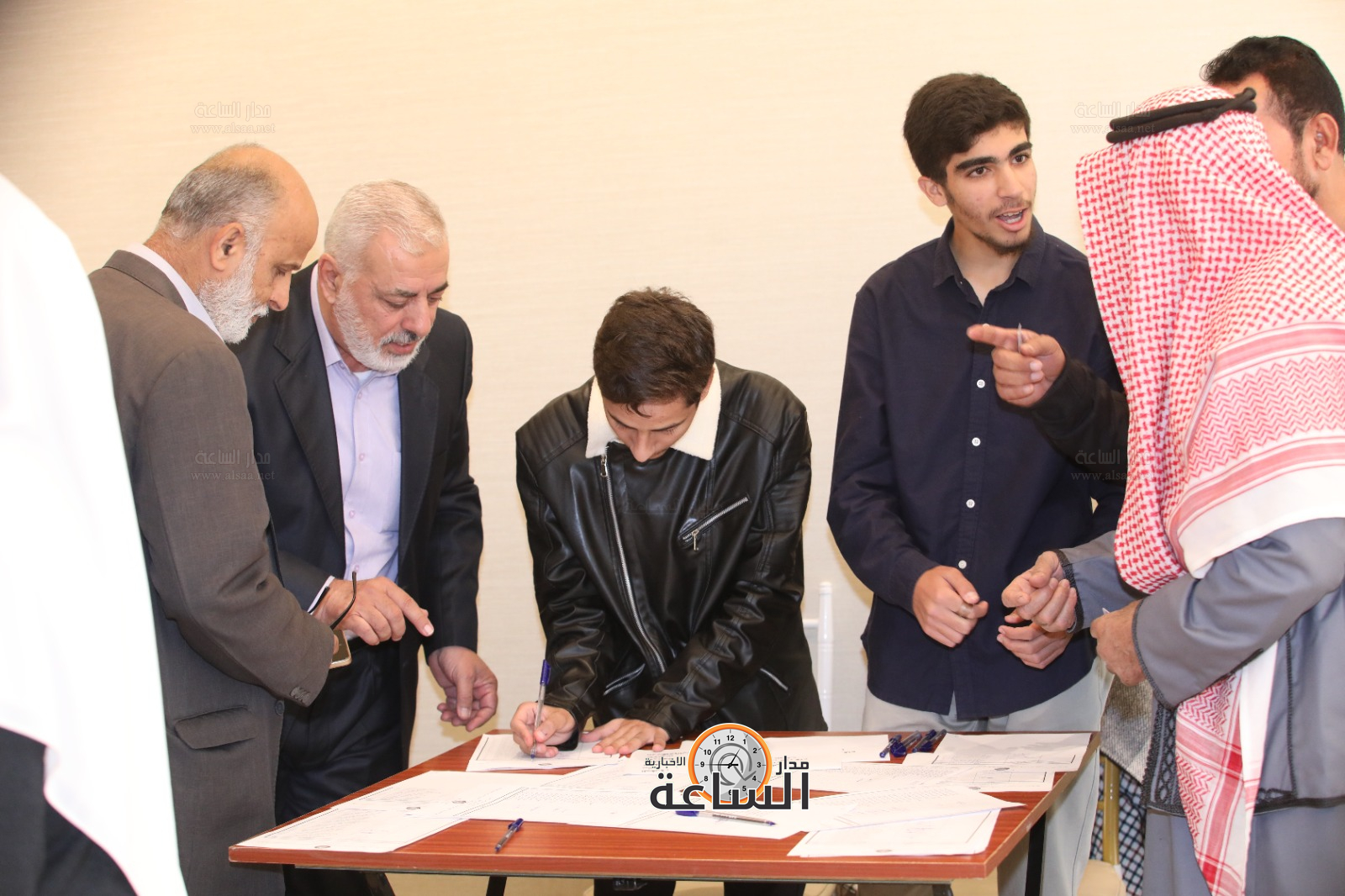 Madar Al-Saa Images 0.48030797871373876