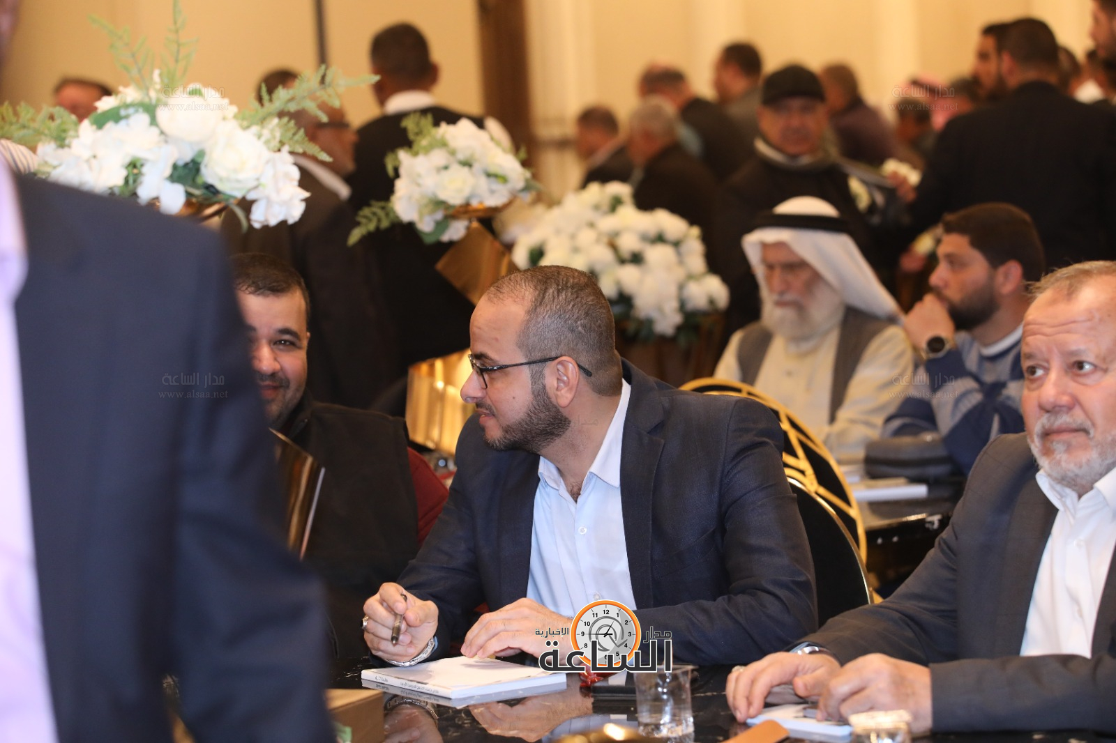 Madar Al-Saa Images 0.8858688158878159