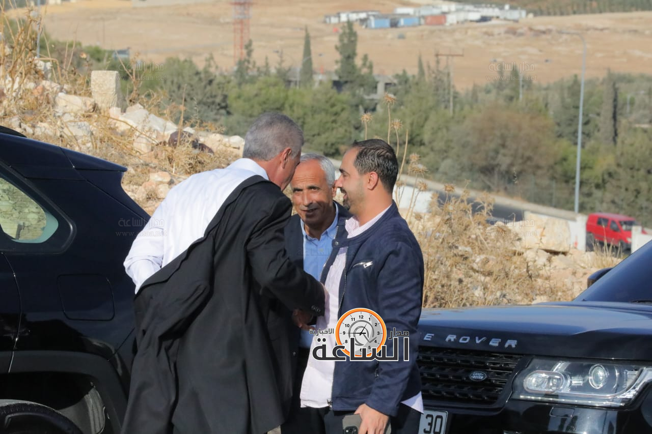 Madar Al-Saa Images 0.25111374685589594