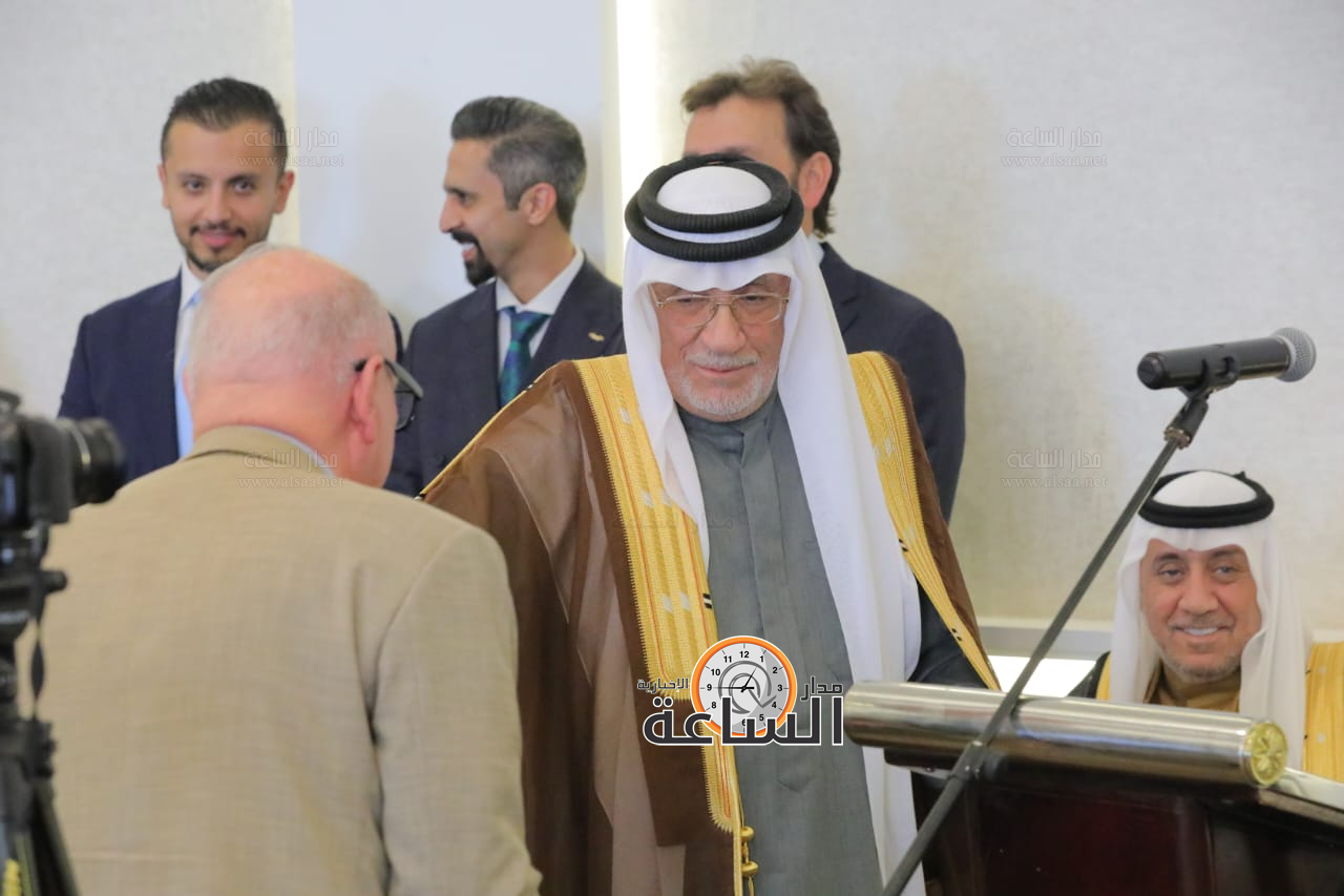 Madar Al-Saa Images 0.15523111682831514