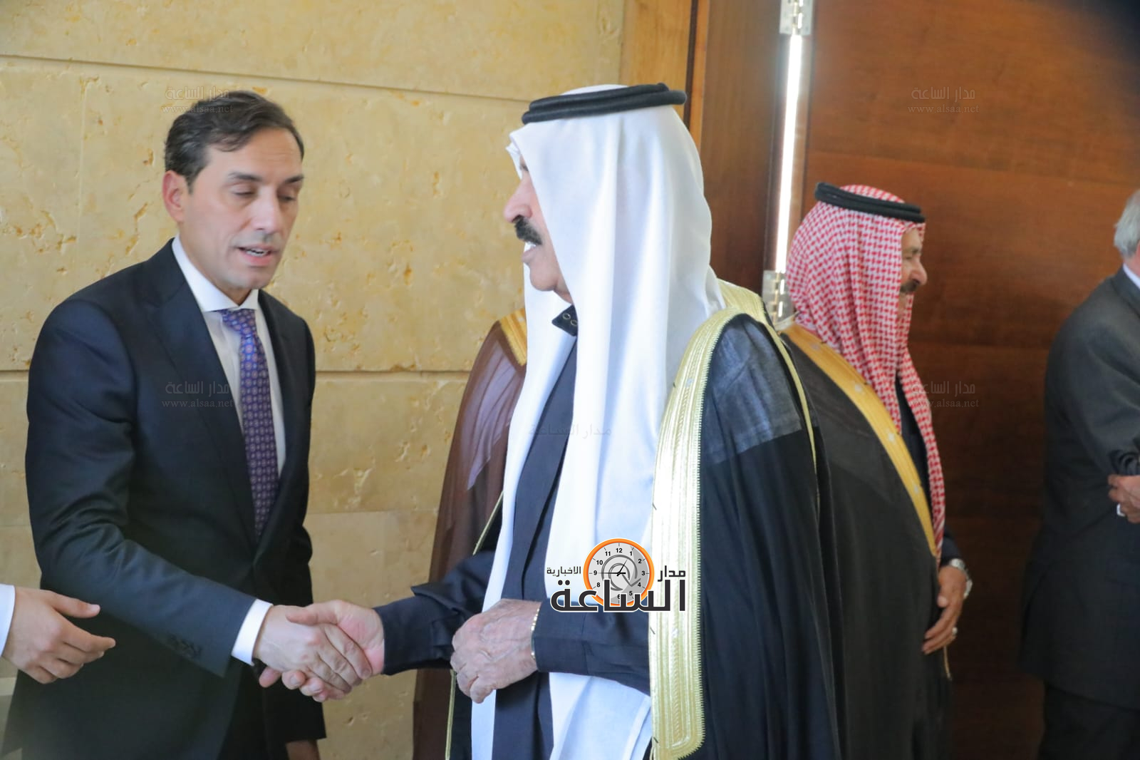 Madar Al-Saa Images 0.5776670776490953