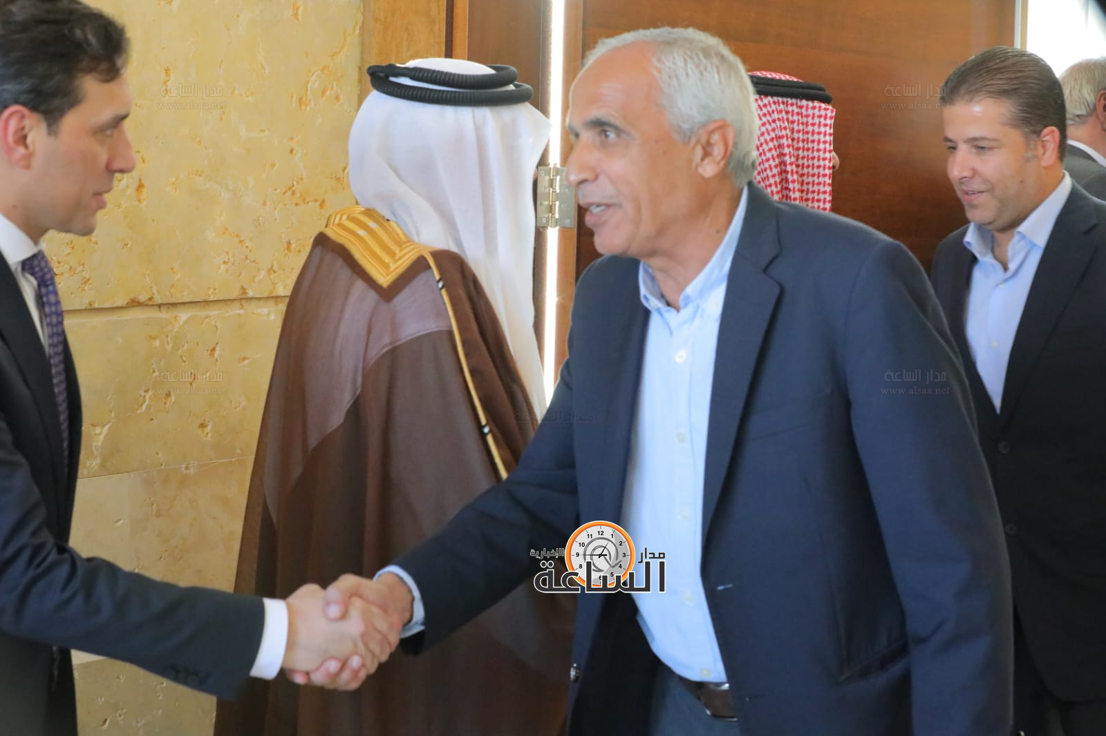 Madar Al-Saa Images 0.45583333841234763