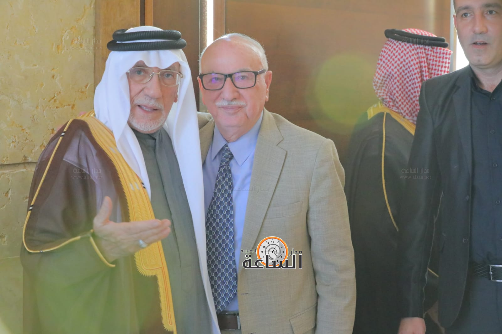 Madar Al-Saa Images 0.44609397230213155