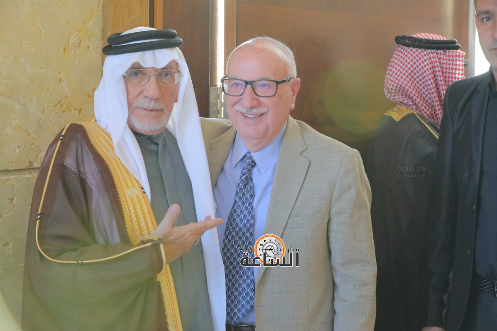 Madar Al-Saa Images 0.8886949501135009