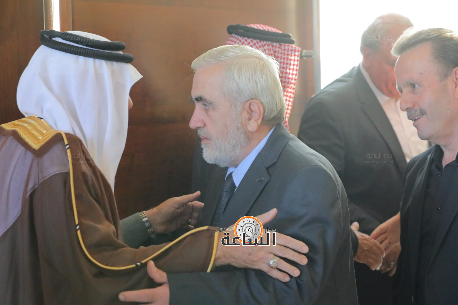 Madar Al-Saa Images 0.2514811065634952