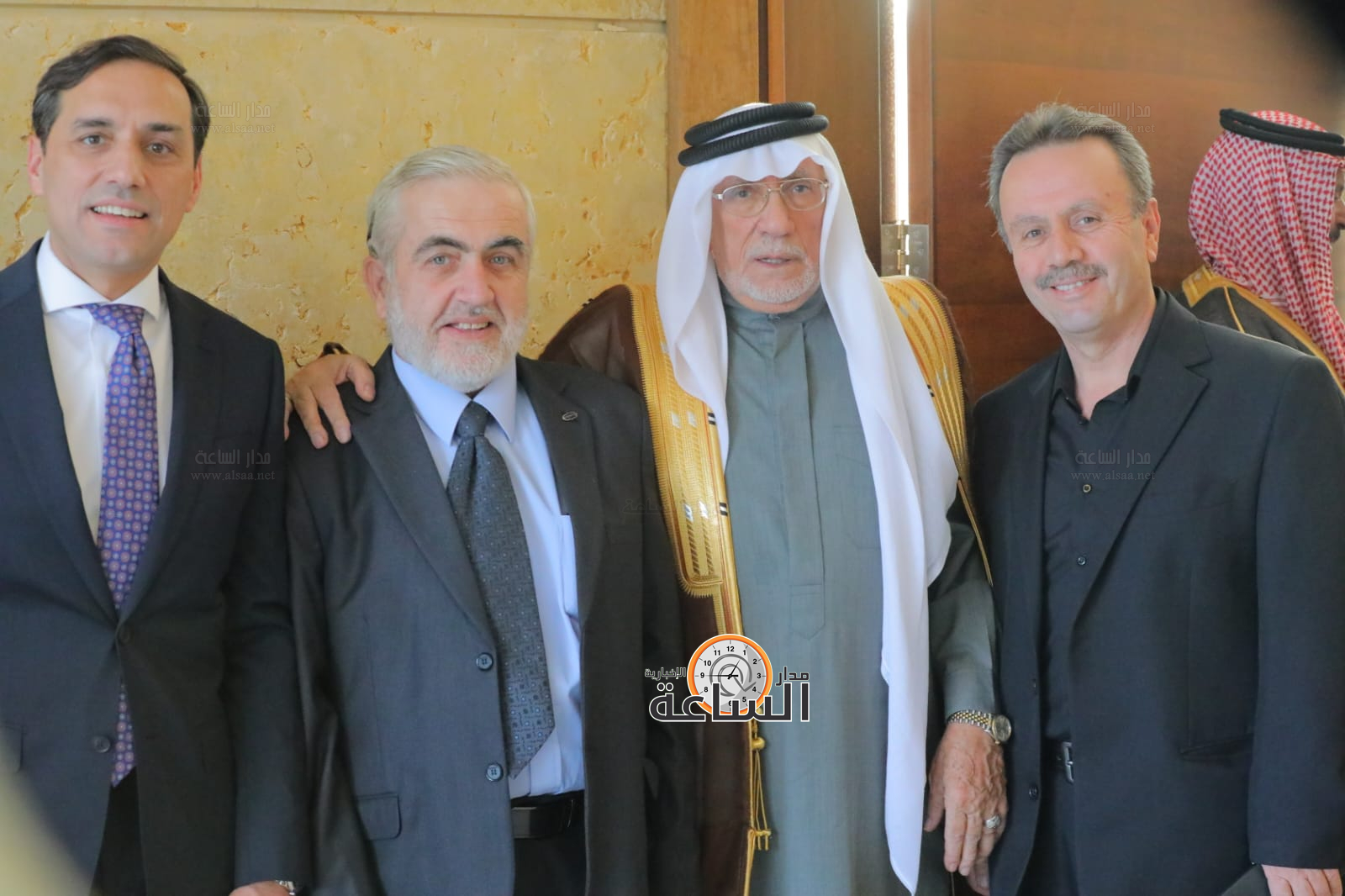 Madar Al-Saa Images 0.1759875002126352