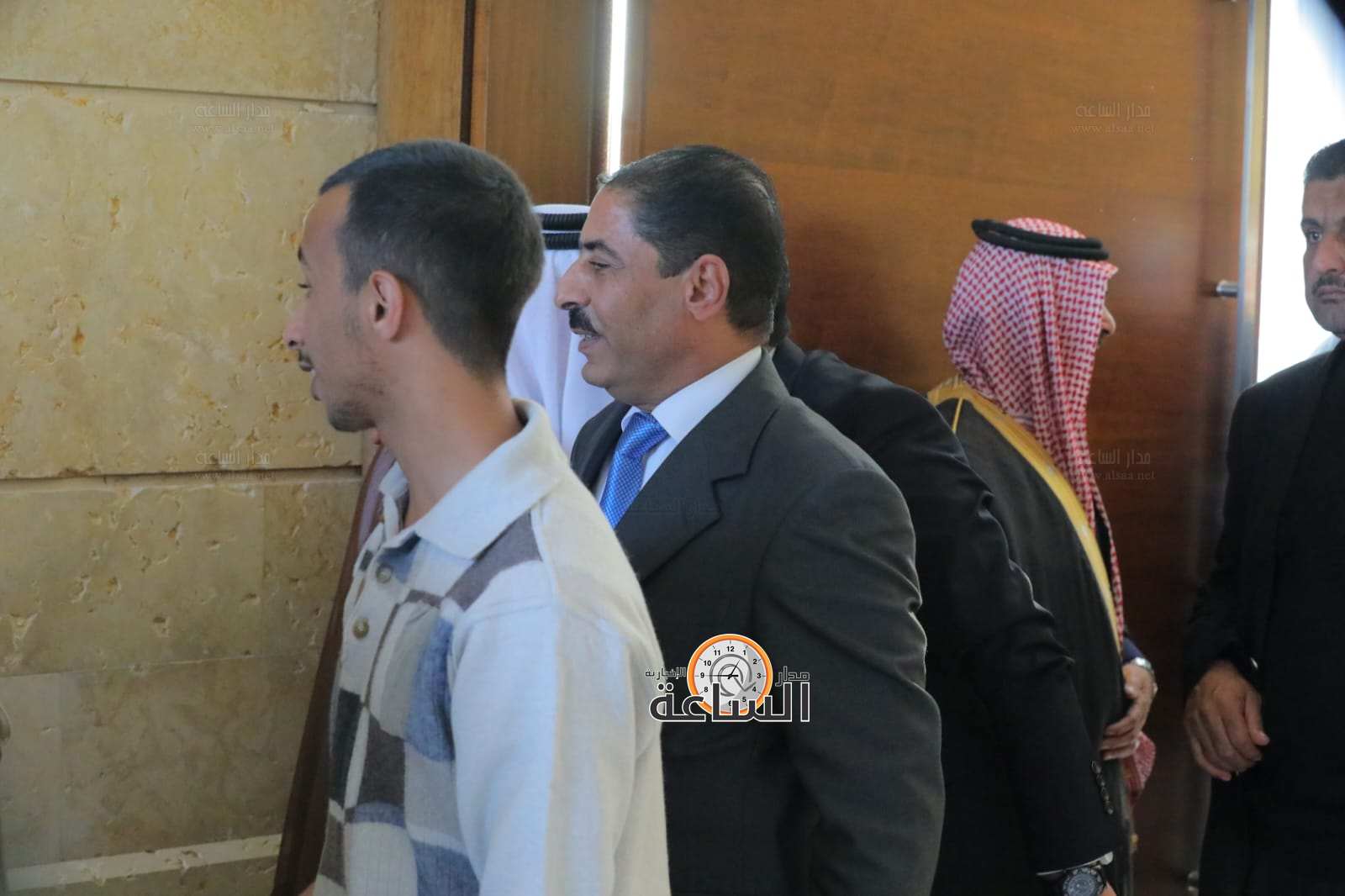 Madar Al-Saa Images 0.7209571821809309