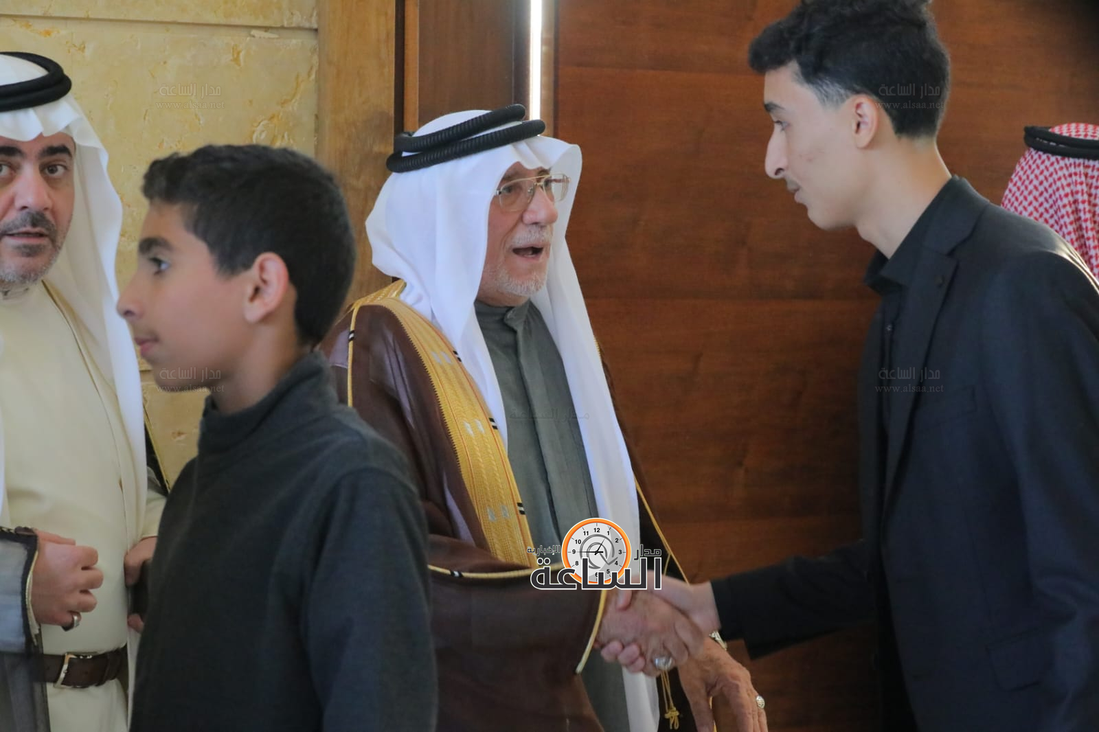 Madar Al-Saa Images 0.535921279772476