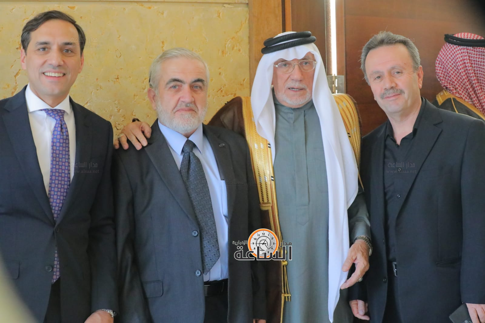 Madar Al-Saa Images 0.9328304855222829