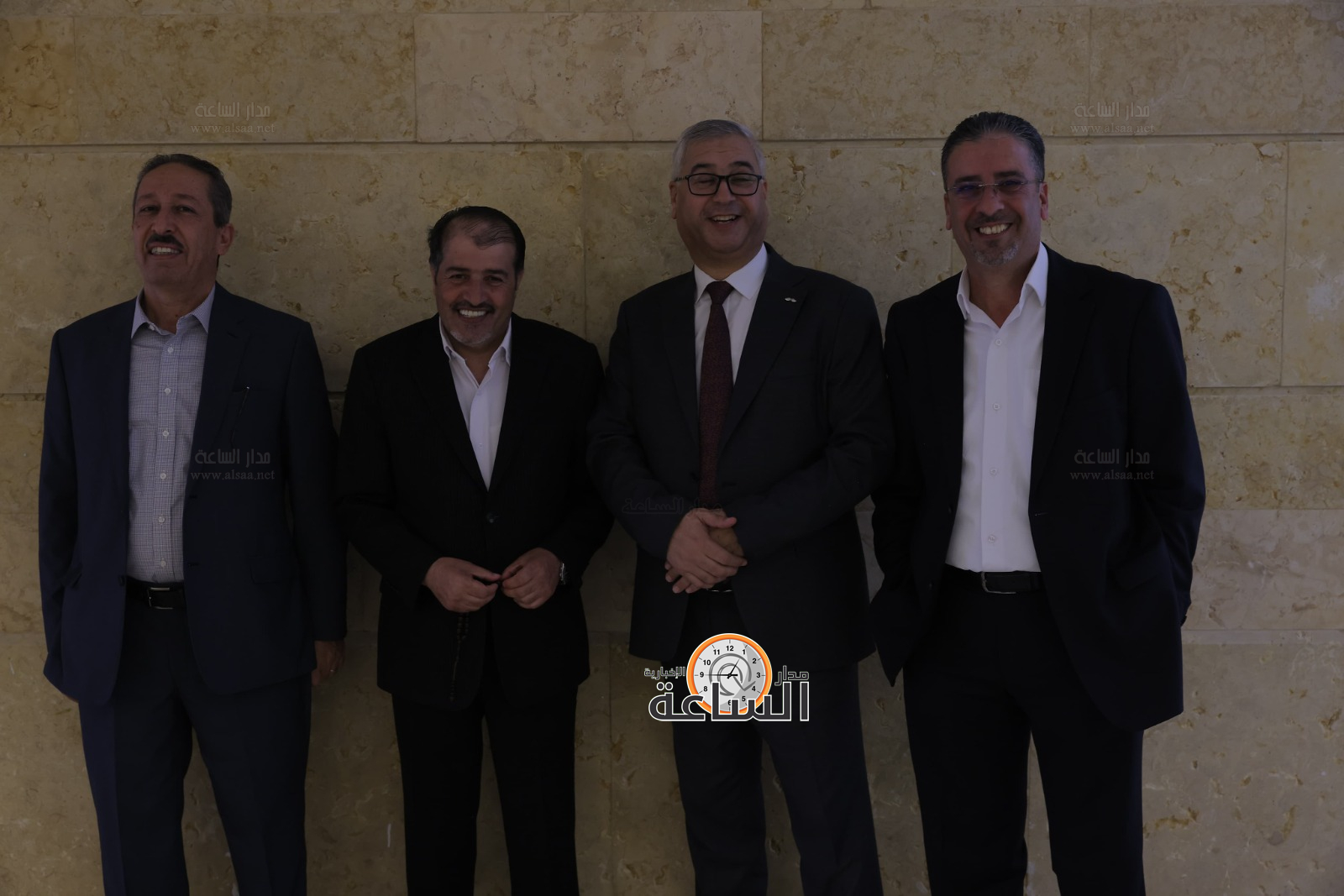 Madar Al-Saa Images 0.18330994751669816