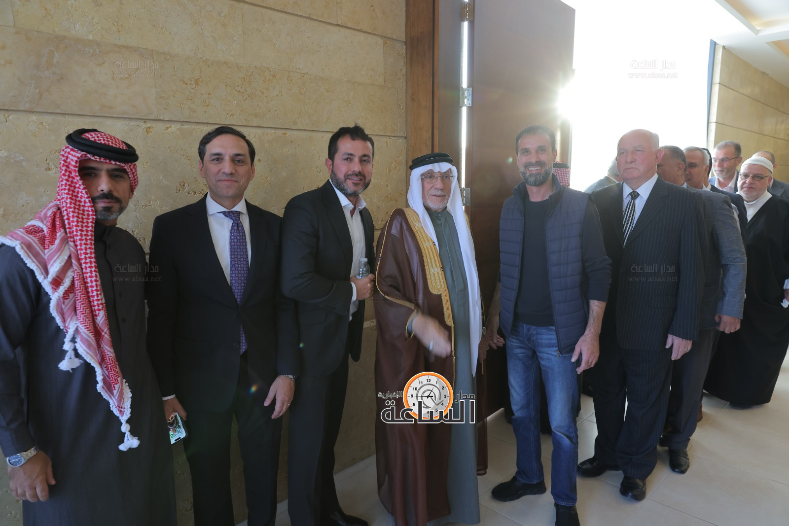 Madar Al-Saa Images 0.209633883609198