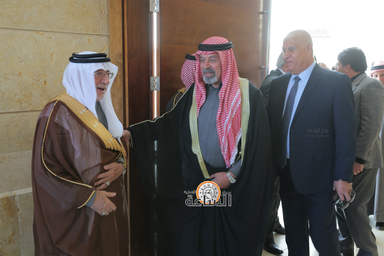 Madar Al-Saa Images 0.2372519371239128