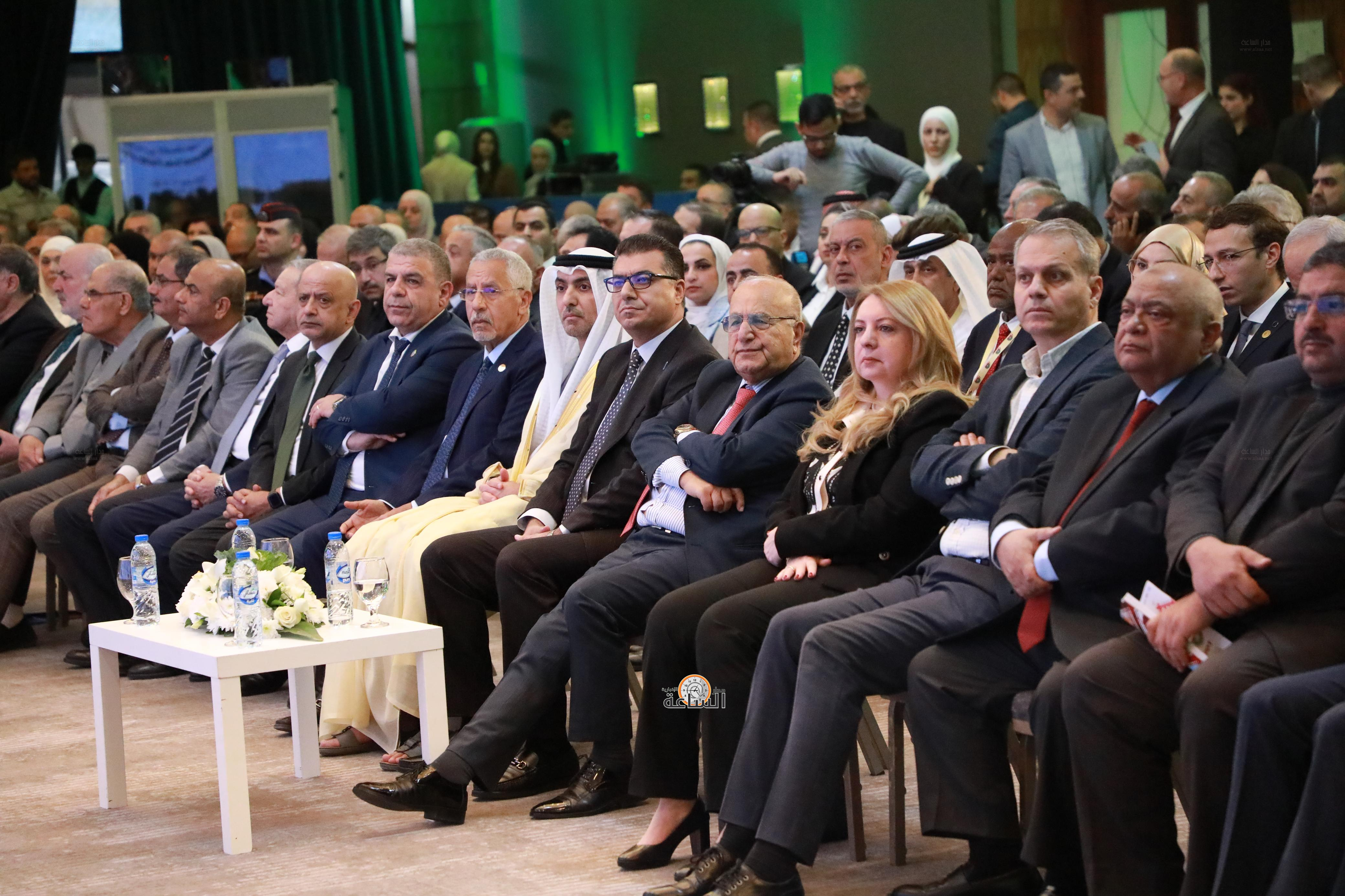 Madar Al-Saa Images 0.6460190301257545