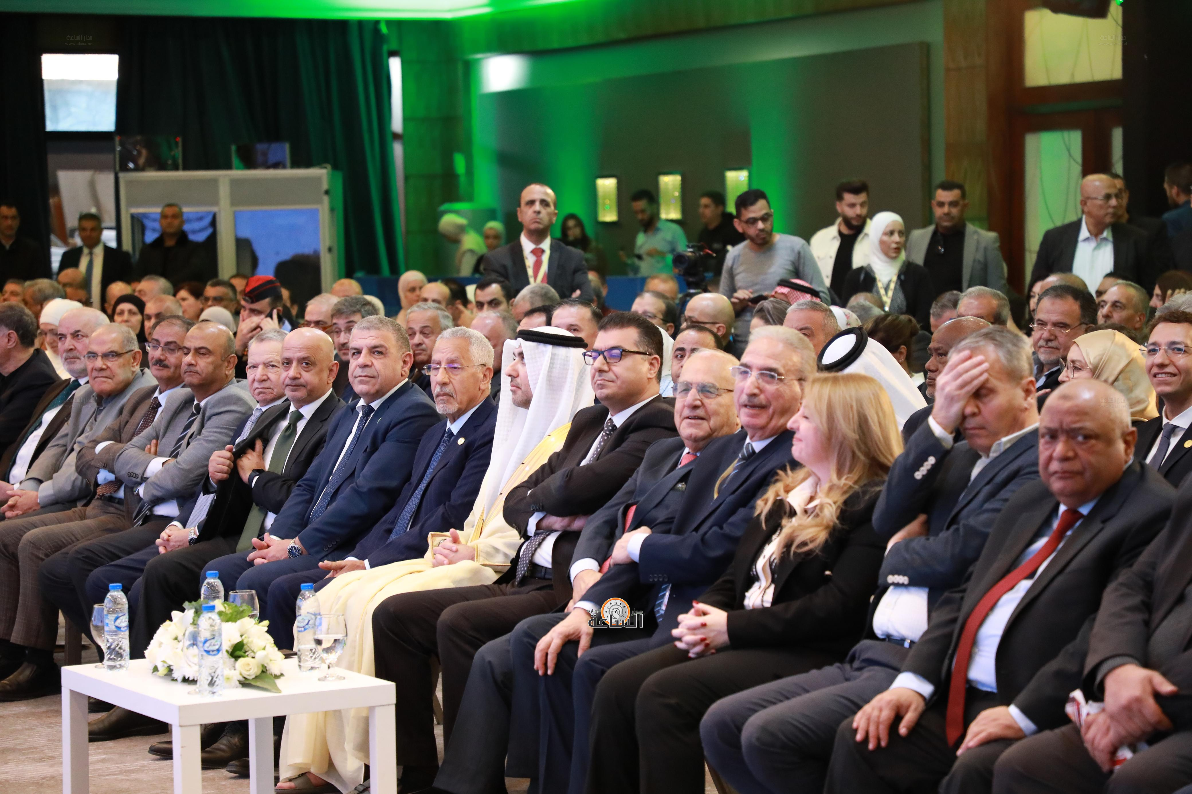 Madar Al-Saa Images 0.6370914293370904