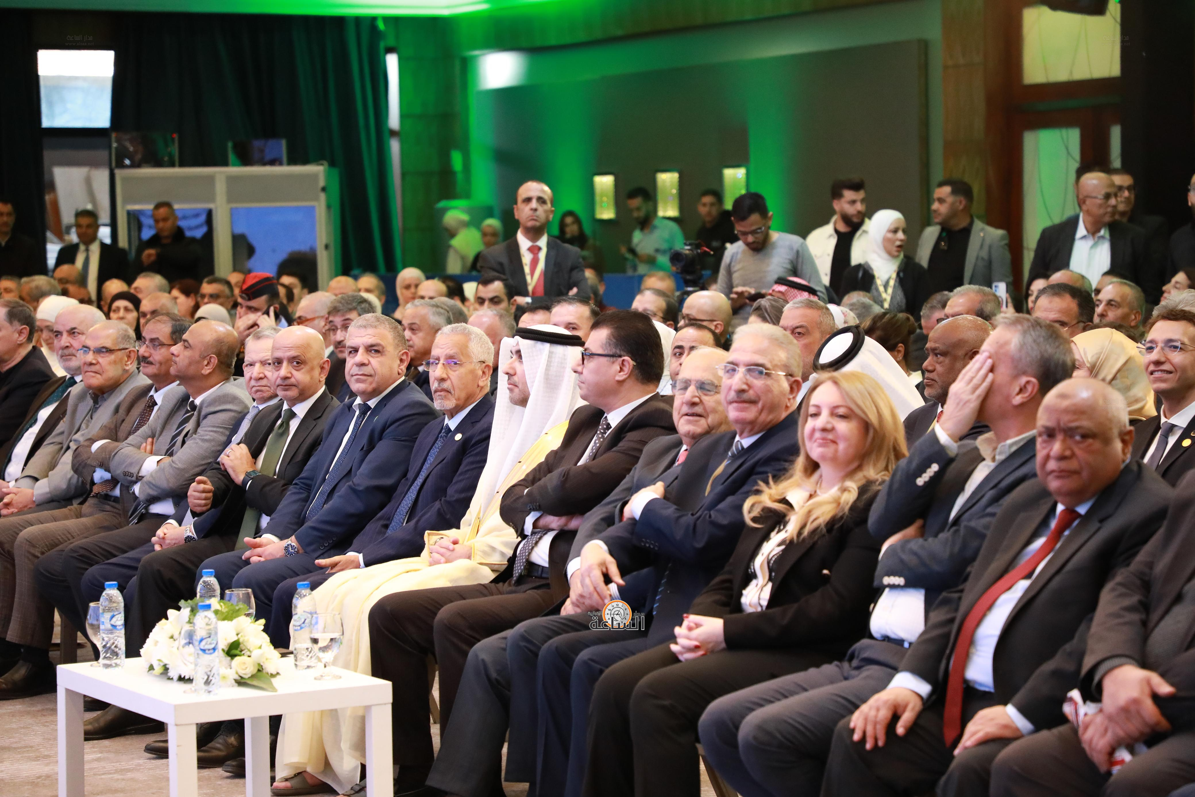 Madar Al-Saa Images 0.25374925845782914