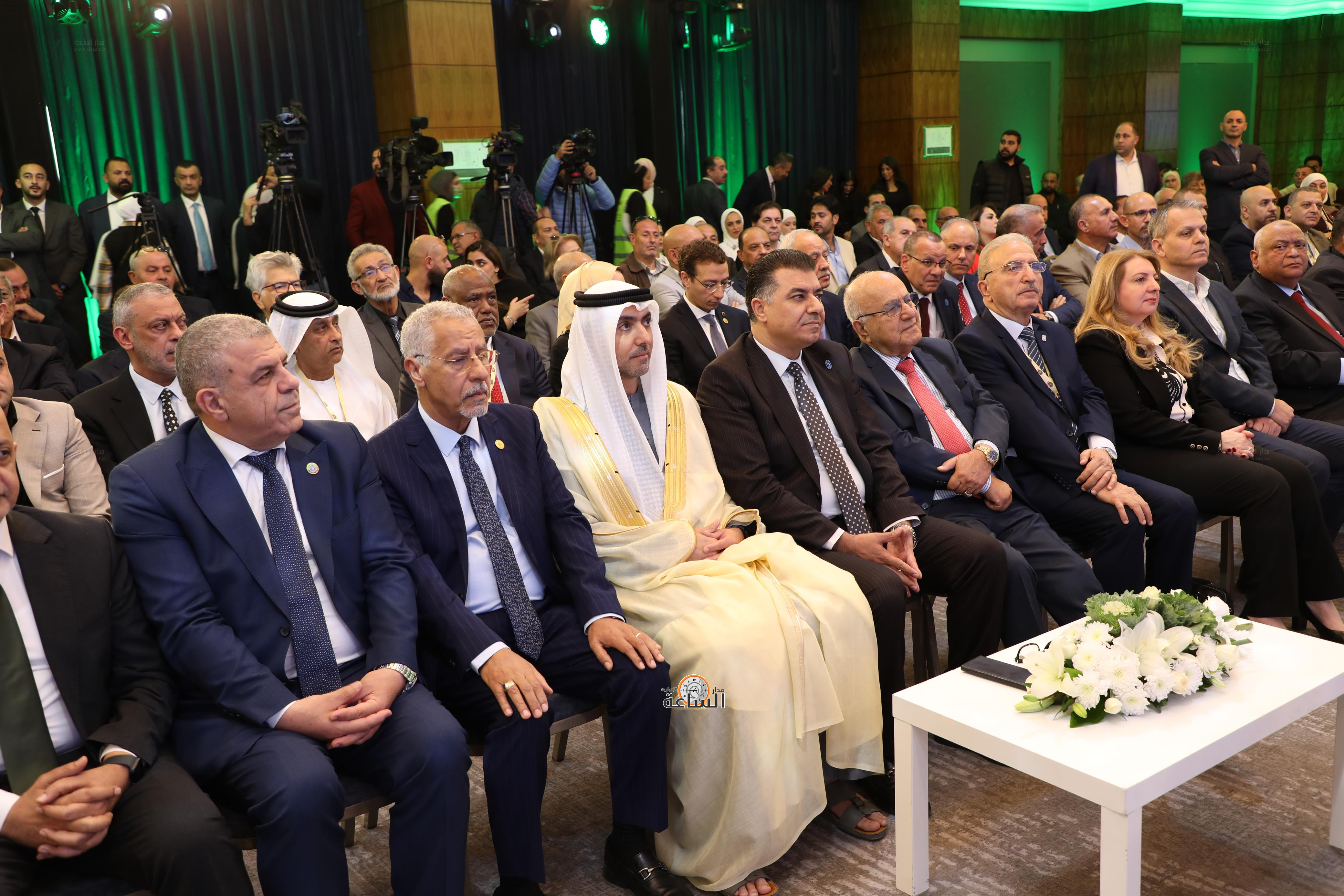 Madar Al-Saa Images 0.5999834443087273