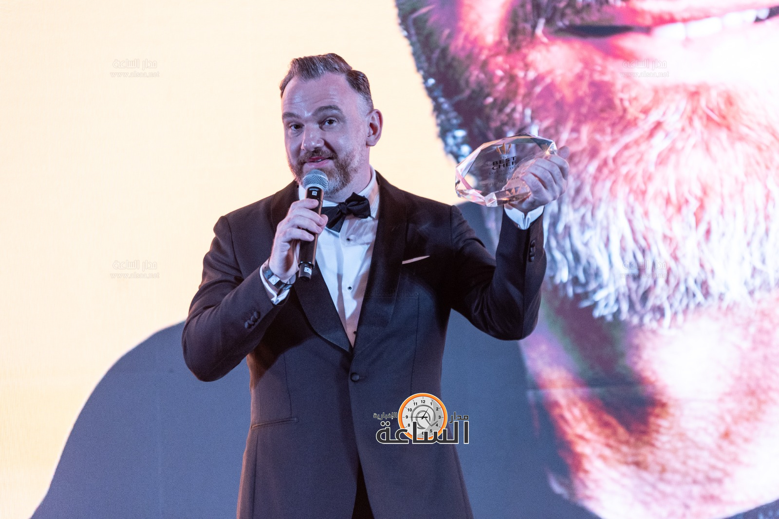 Madar Al-Saa Images 0.7038795332777066