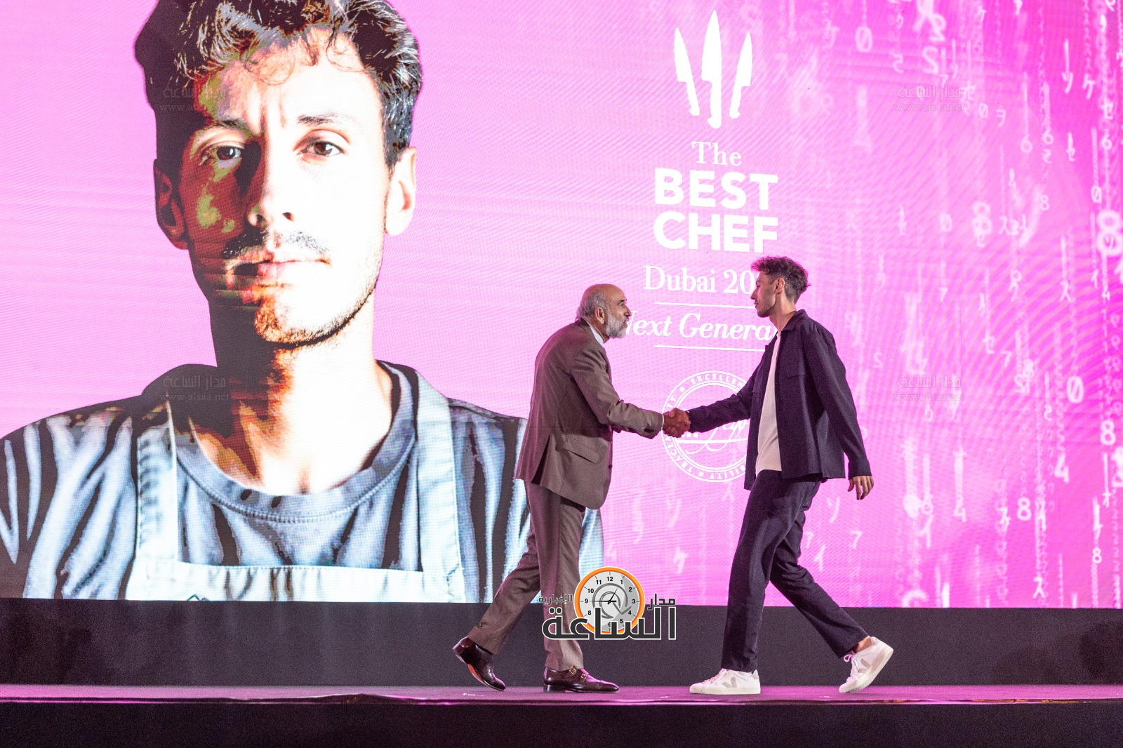 Madar Al-Saa Images 0.9419485376194192