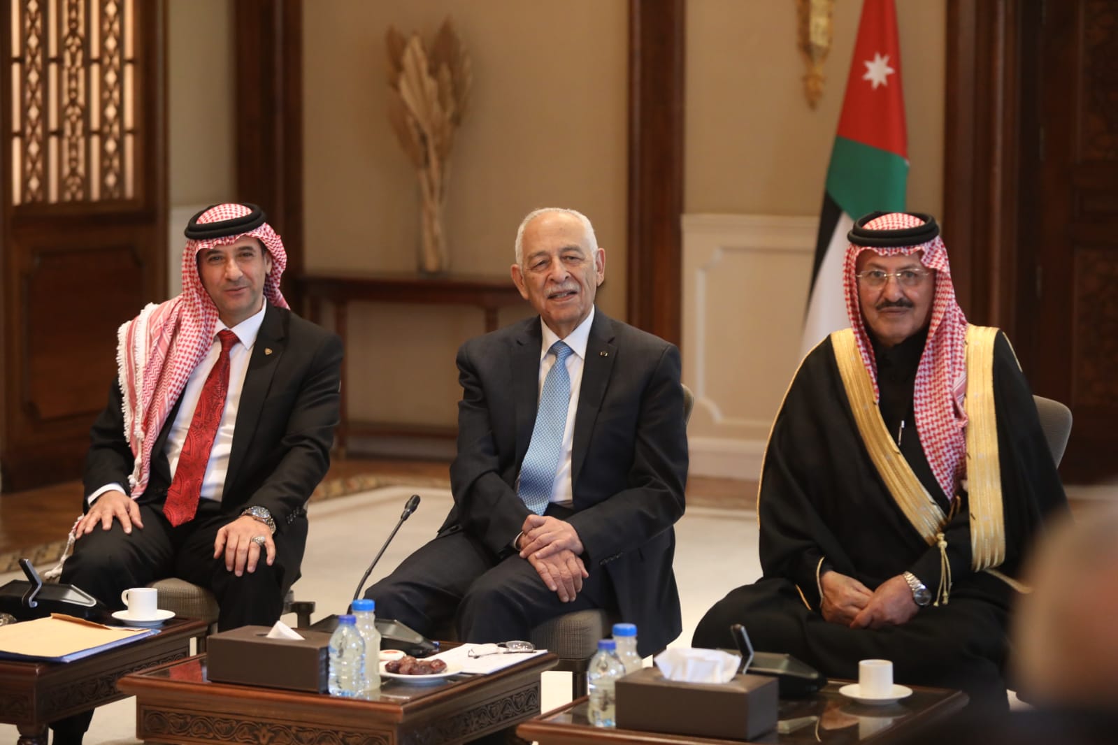 Madar Al-Saa Images 0.5508200149242721