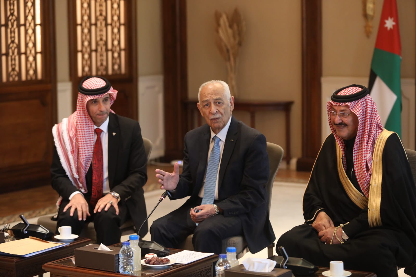 Madar Al-Saa Images 0.291768955888722