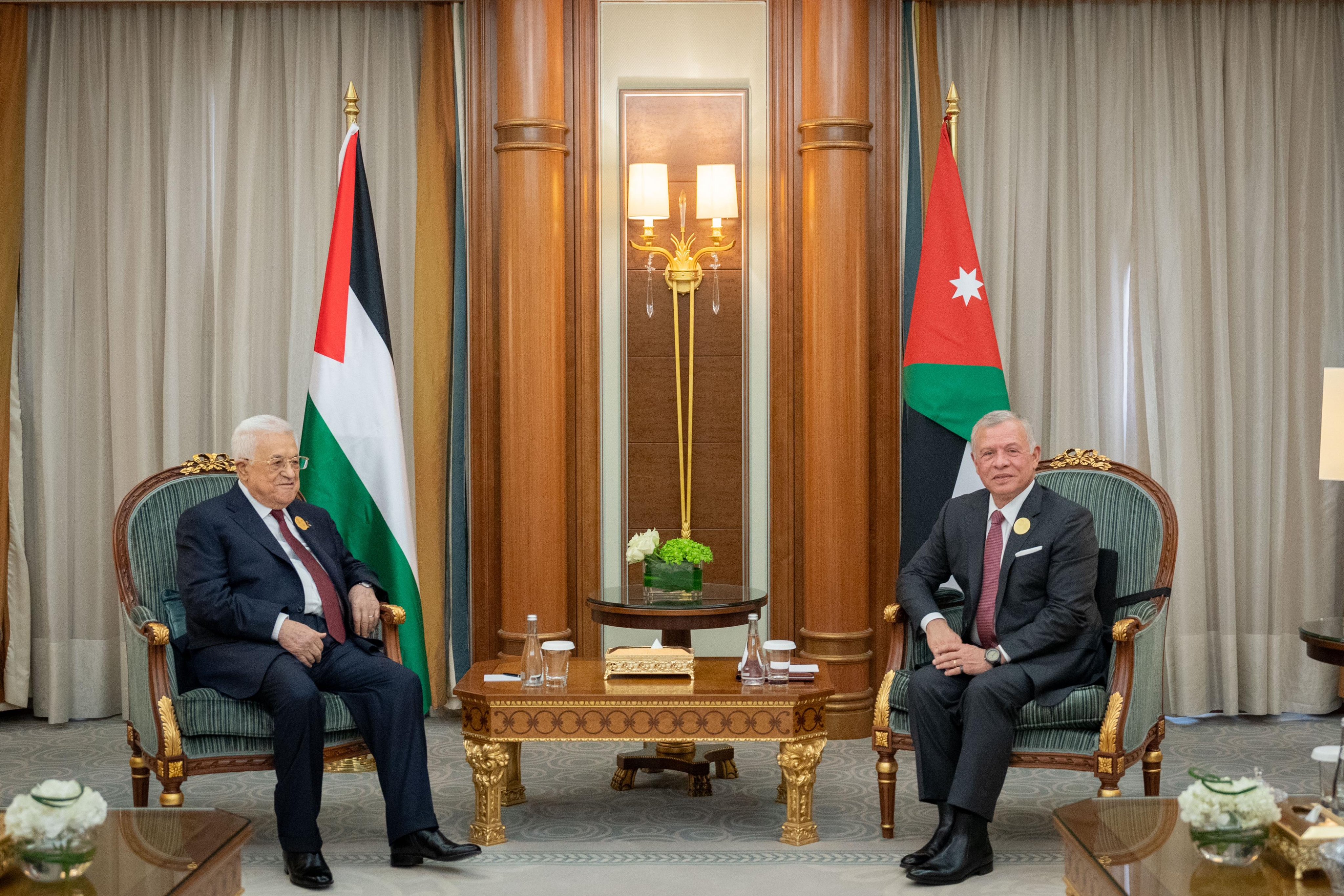 Madar Al-Saa Images 0.38835041180331076