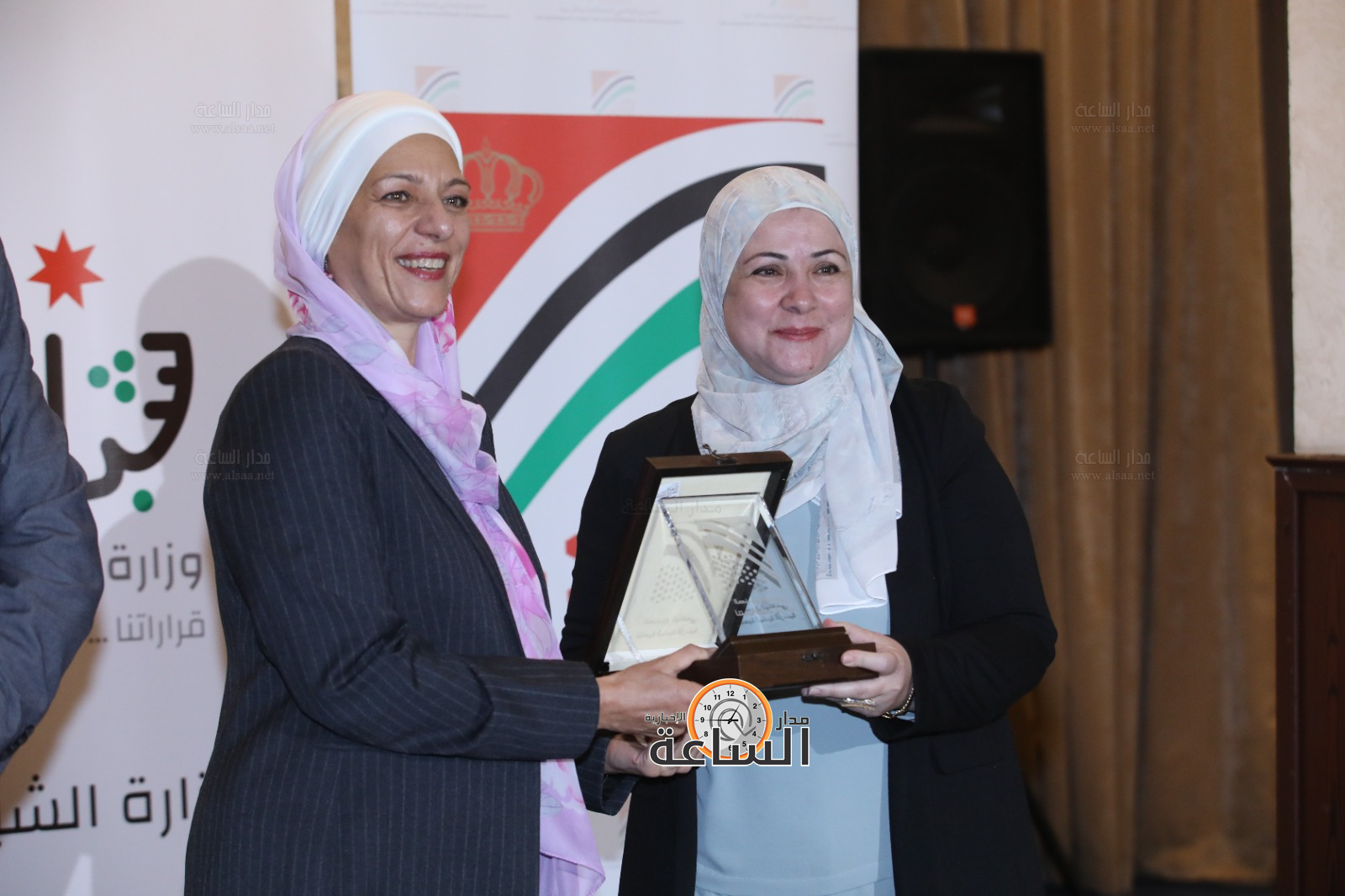 Madar Al-Saa Images 0.48826996590939076