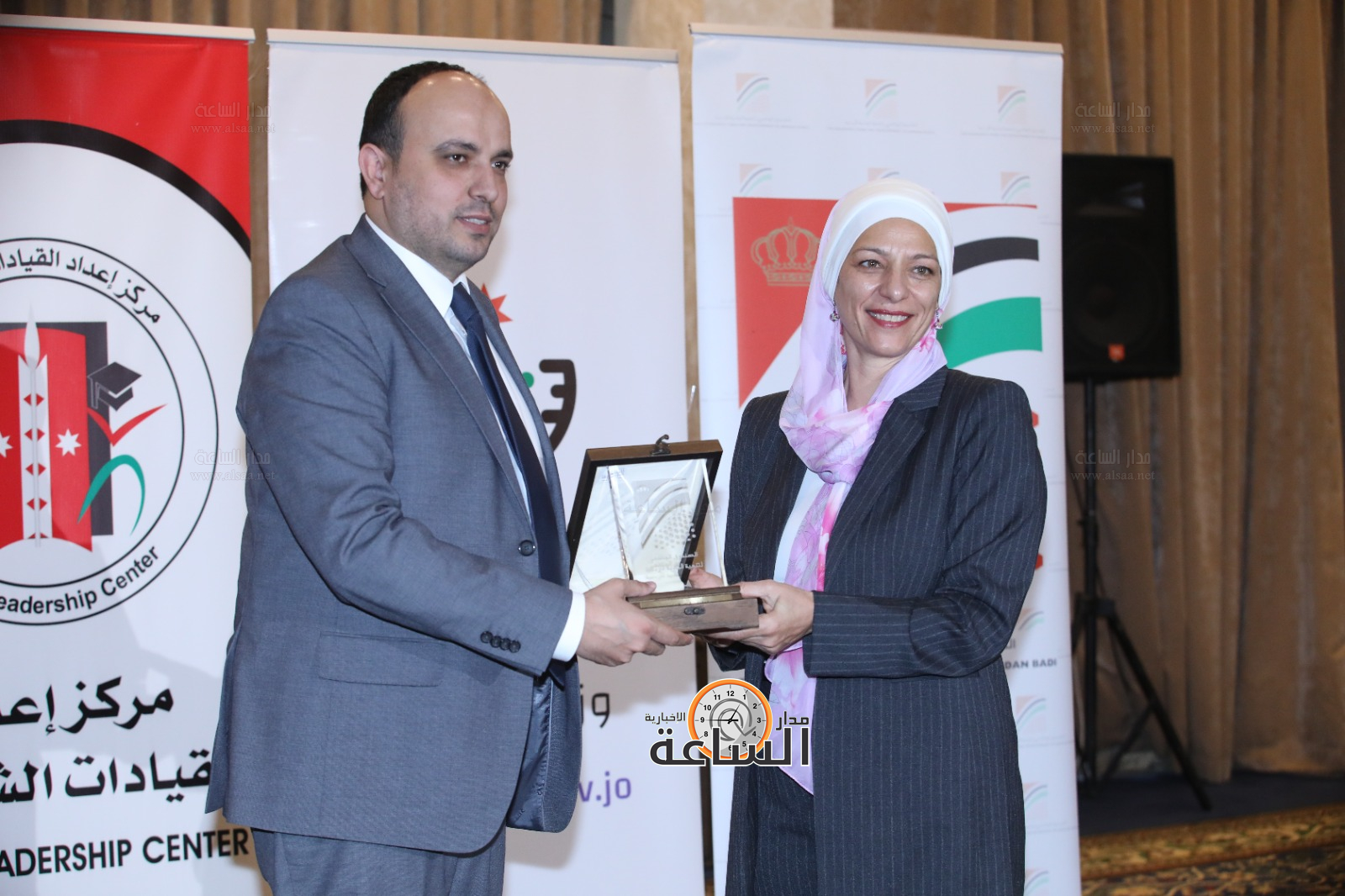 Madar Al-Saa Images 0.6872384061313885