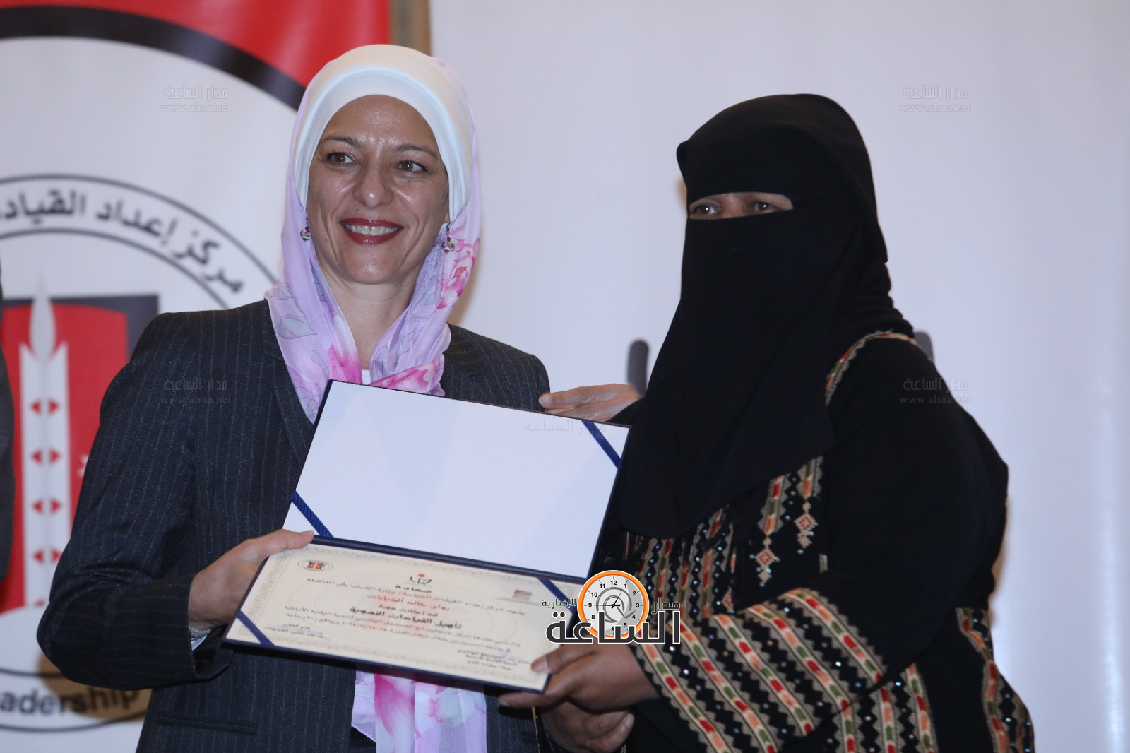 Madar Al-Saa Images 0.7174463470576145