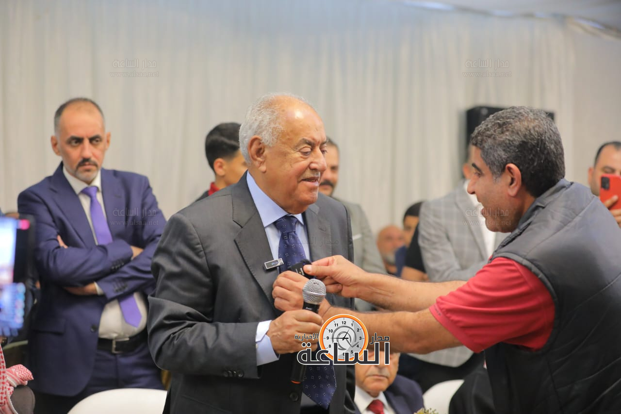 Madar Al-Saa Images 0.15290851860565247