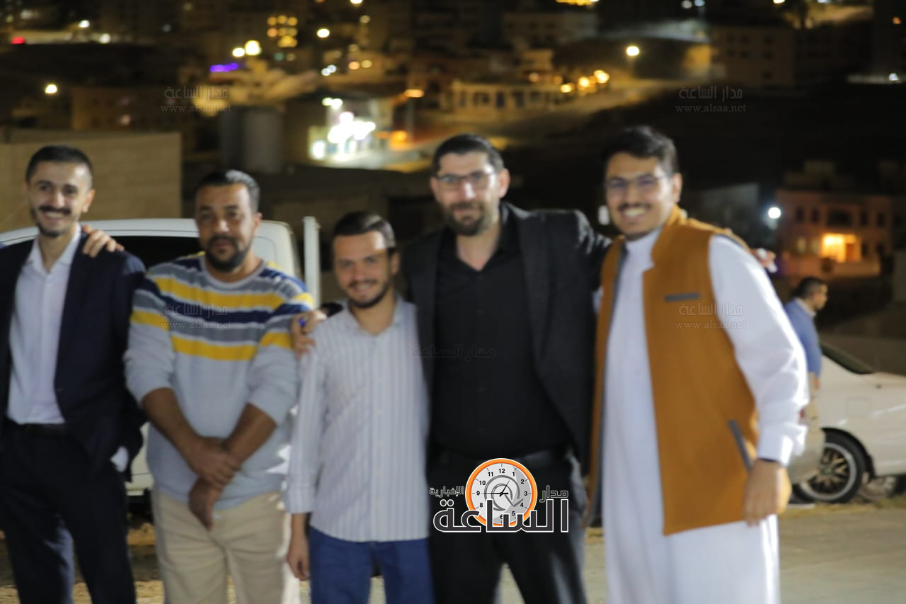 Madar Al-Saa Images 0.39950175106553343