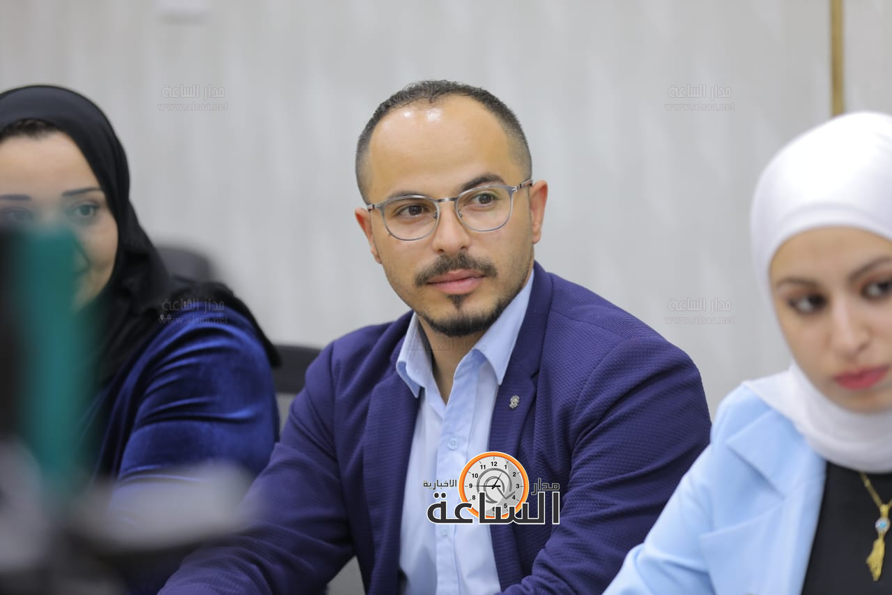 Madar Al-Saa Images 0.9889373884940609