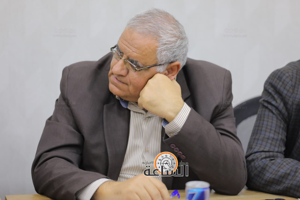 Madar Al-Saa Images 0.4886646206999672