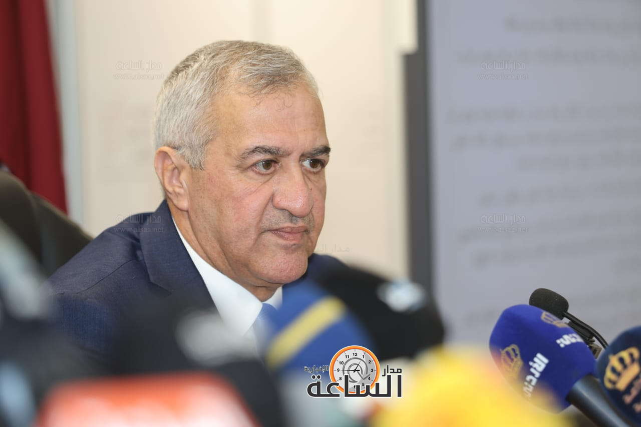 Madar Al-Saa Images 0.7886598522972961