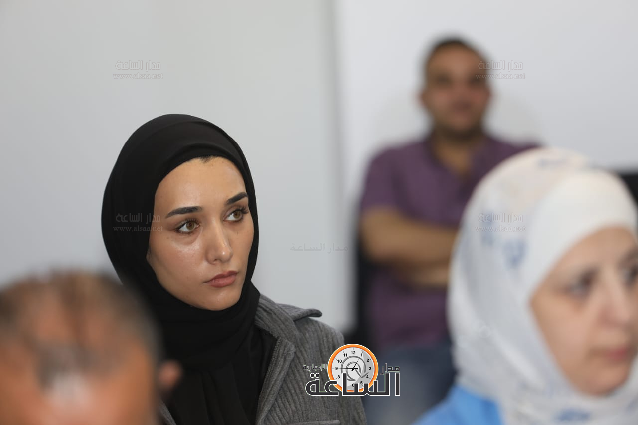 Madar Al-Saa Images 0.8233514848419017