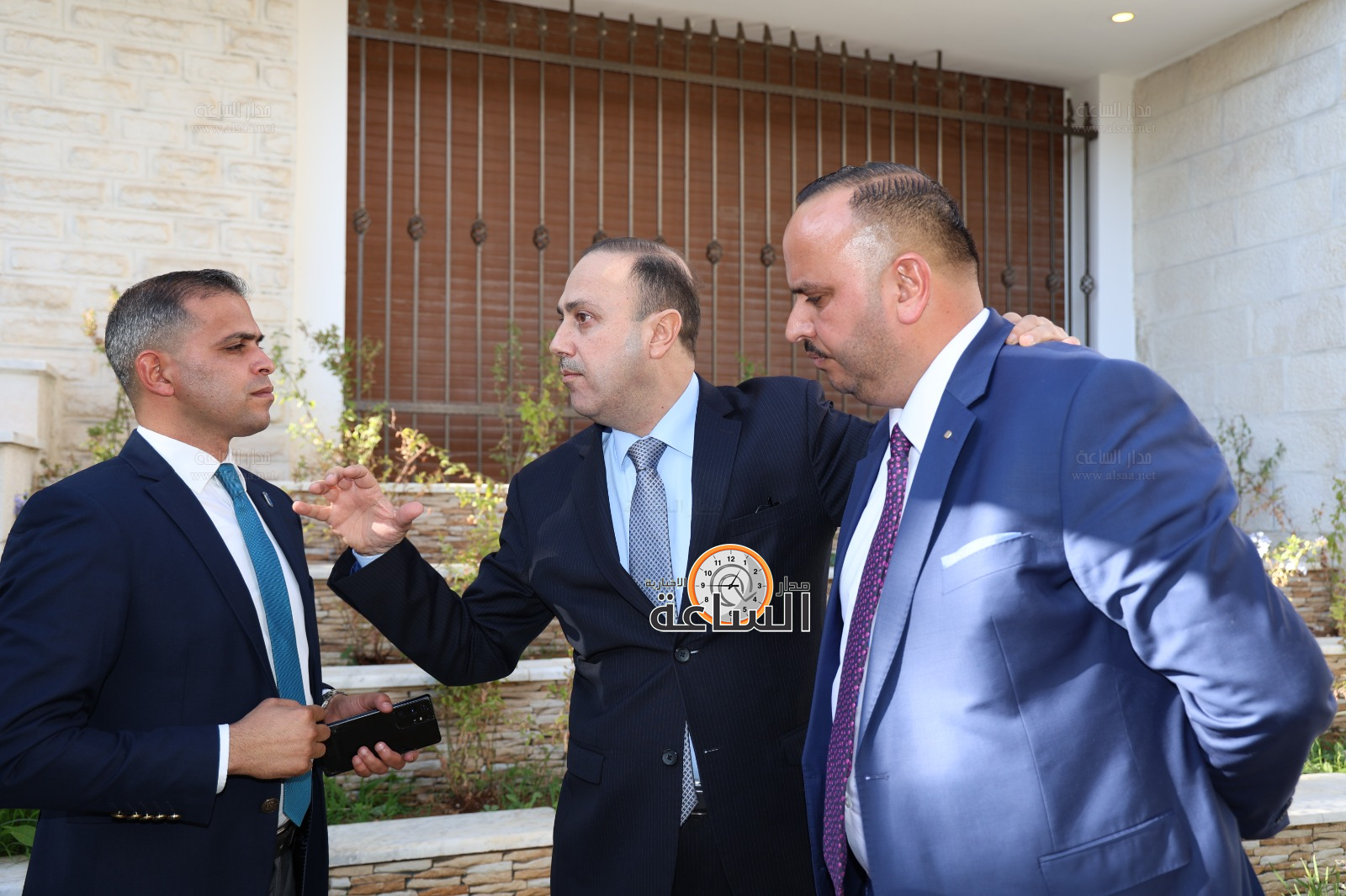 Madar Al-Saa Images 0.1731408361187694