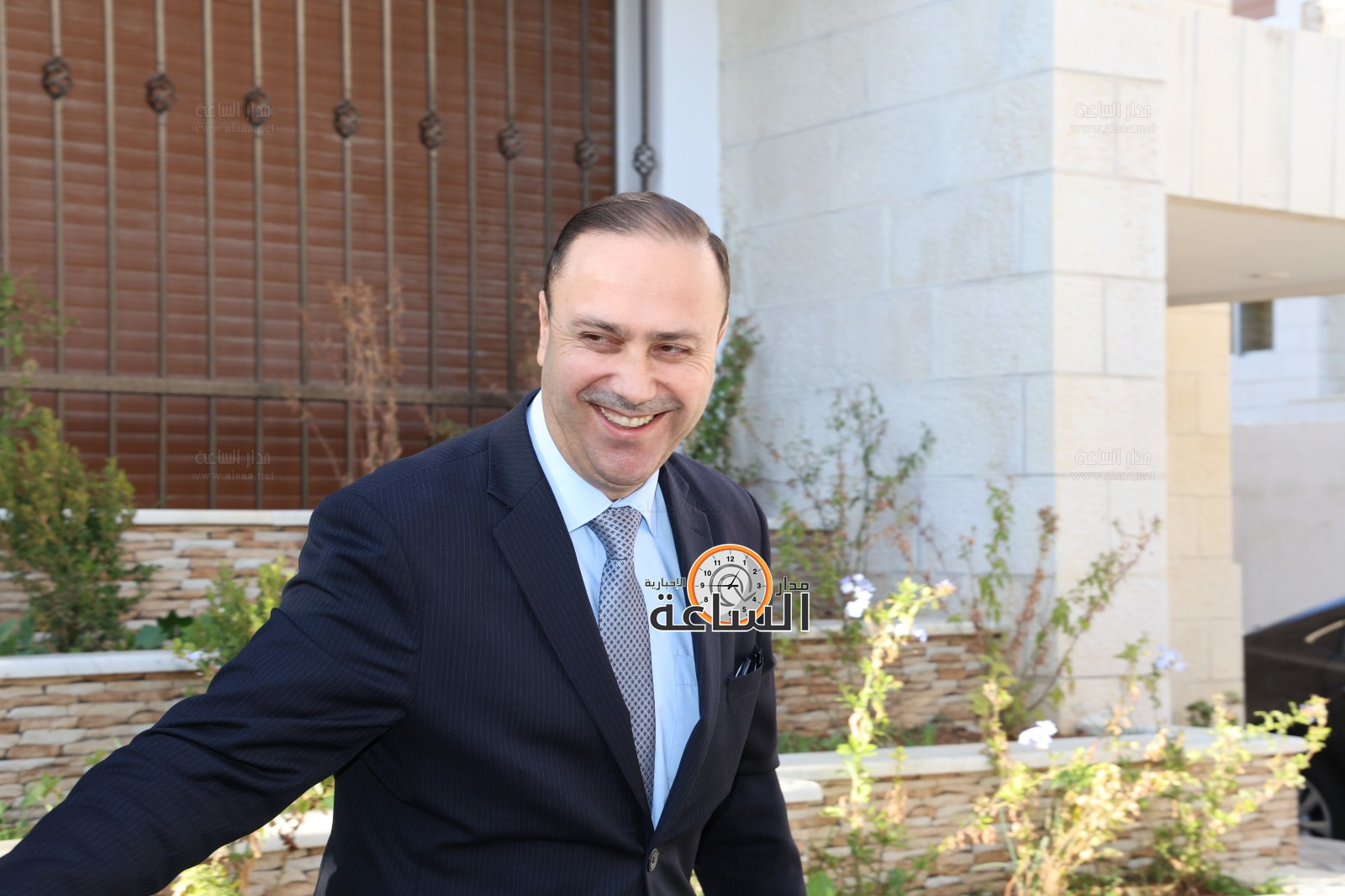 Madar Al-Saa Images 0.5618707055720165