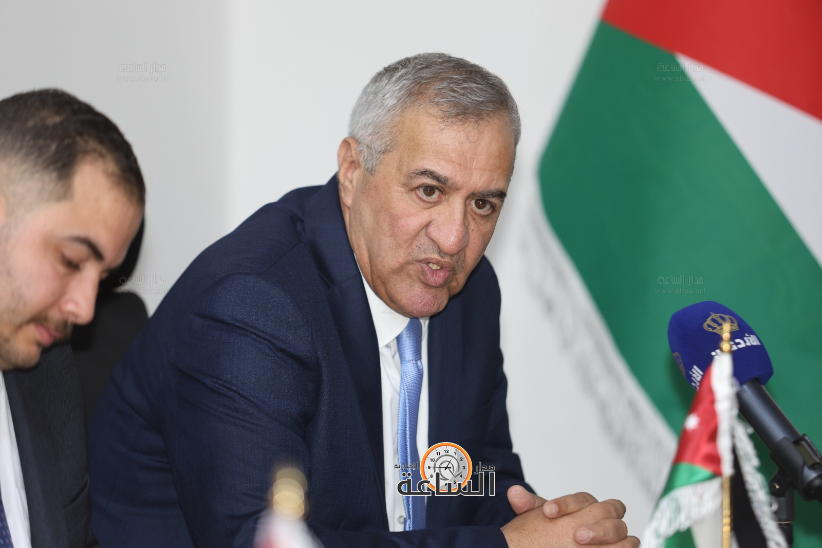 Madar Al-Saa Images 0.5013988580018207