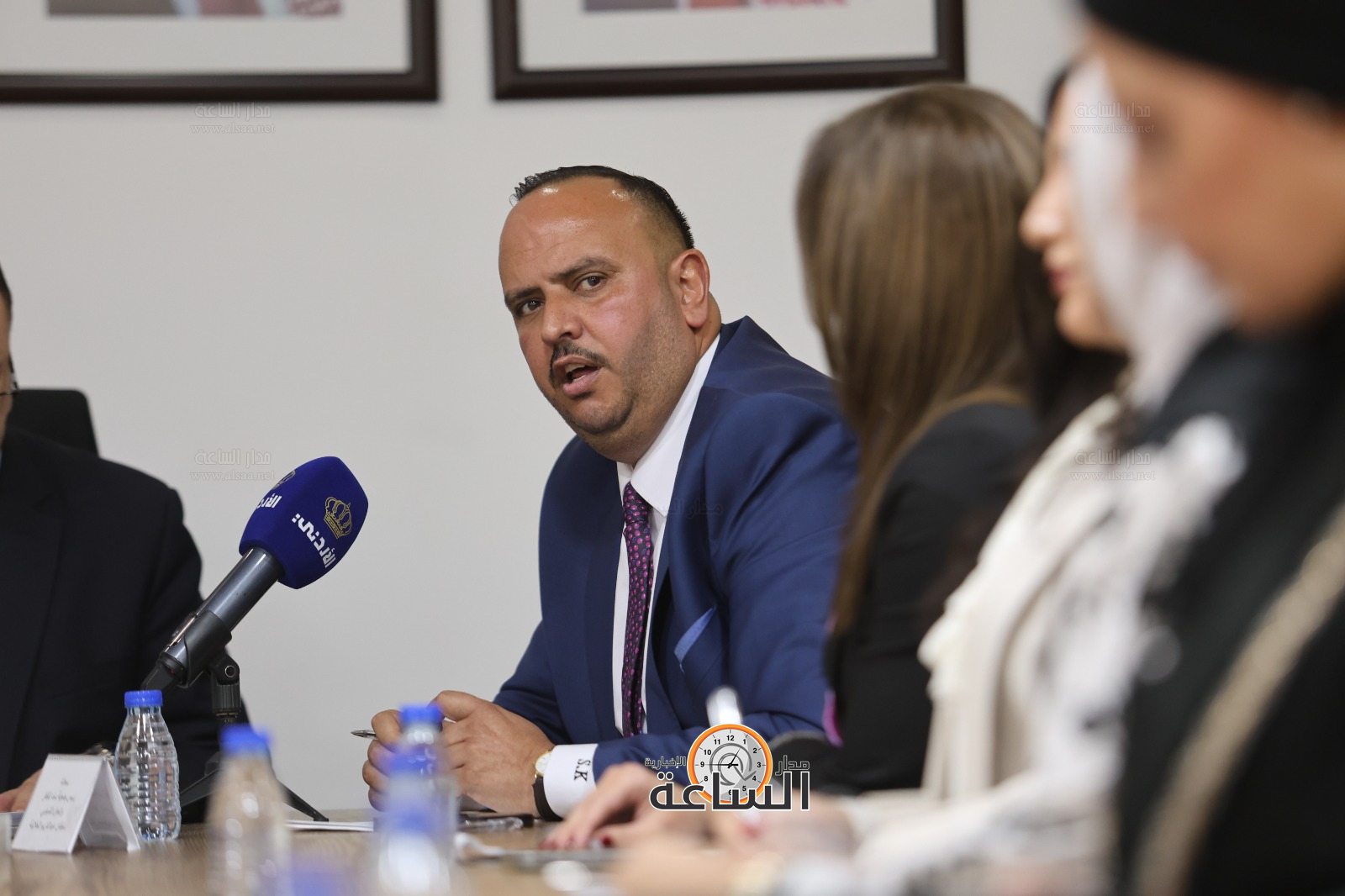 Madar Al-Saa Images 0.42106583630683647