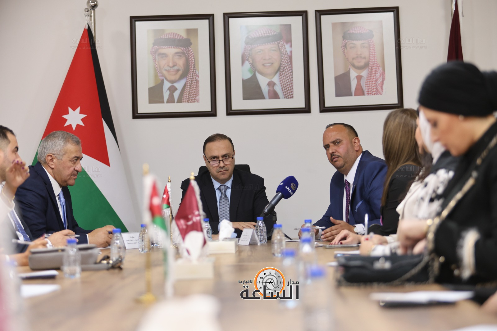 Madar Al-Saa Images 0.6493817369474171