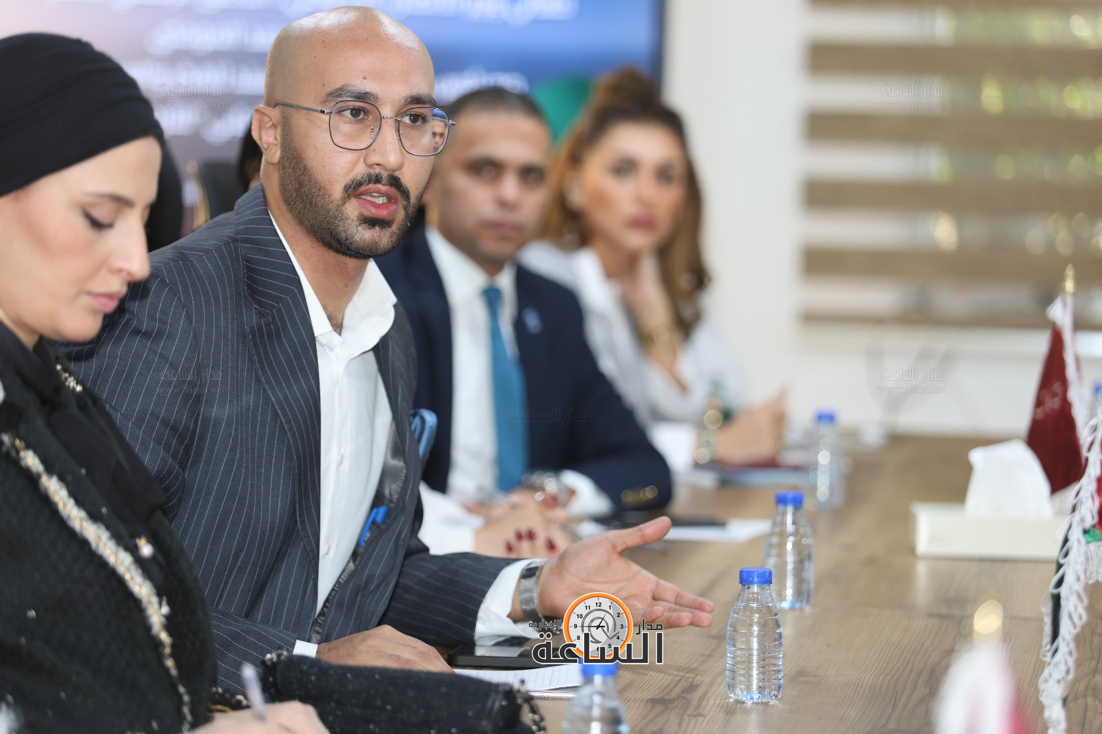 Madar Al-Saa Images 0.9273030461174632