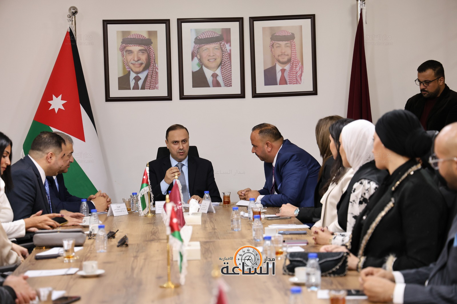 Madar Al-Saa Images 0.9292810806700382