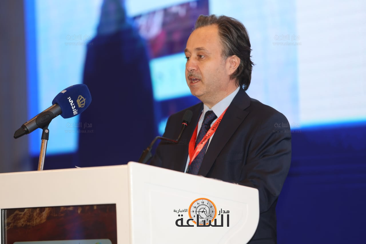 Madar Al-Saa Images 0.1664783134119574